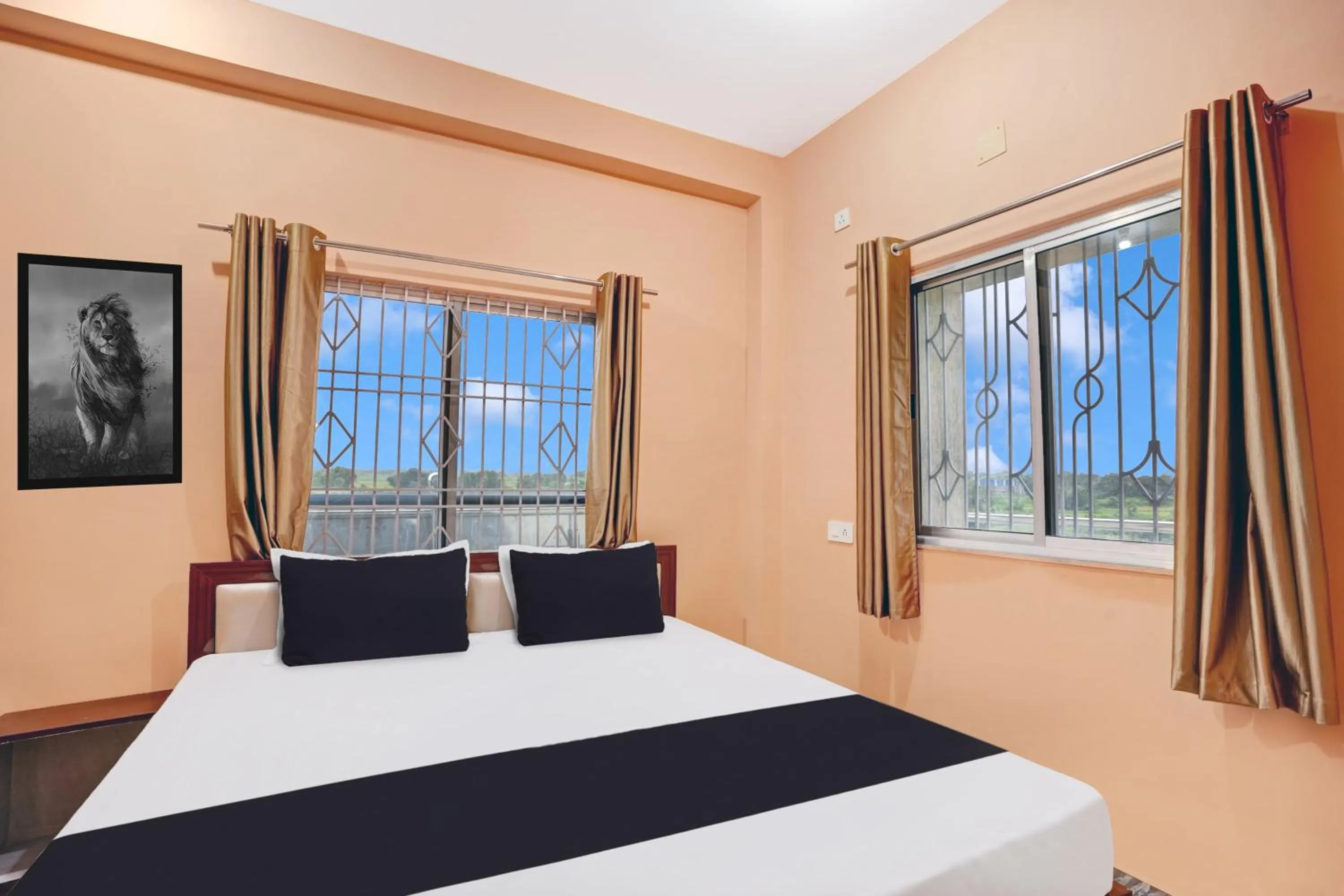 Bedroom, Bed in Hotel O Mayur Residency