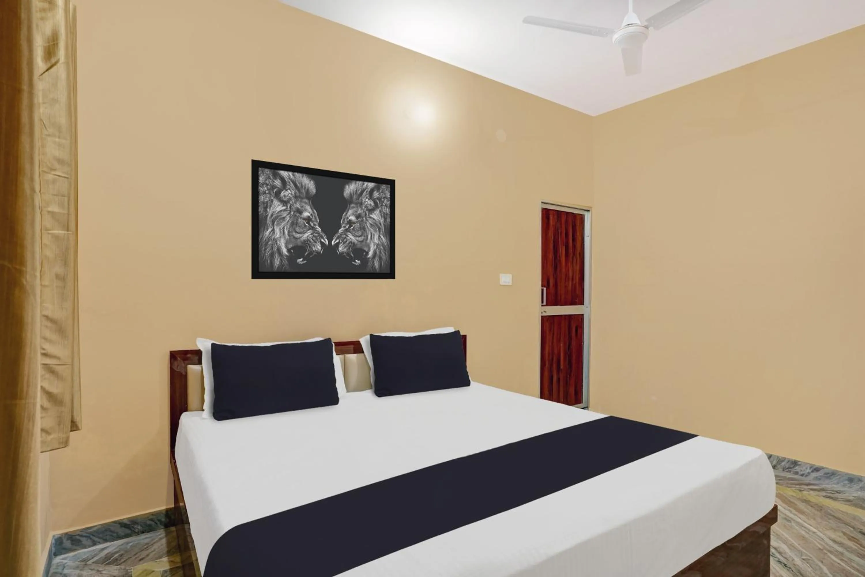 Bedroom, Bed in Hotel O Mayur Residency
