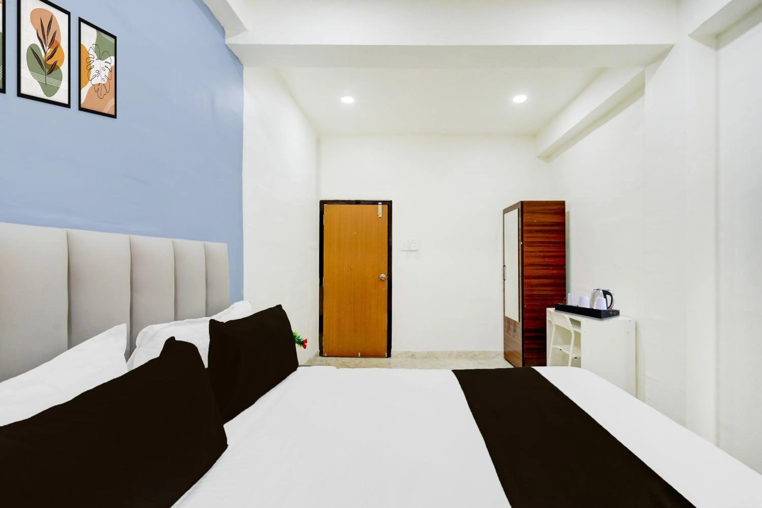 Bedroom, Bed in Super Townhouse Oak Nagole Metro Station Formerly Saka Arcade
