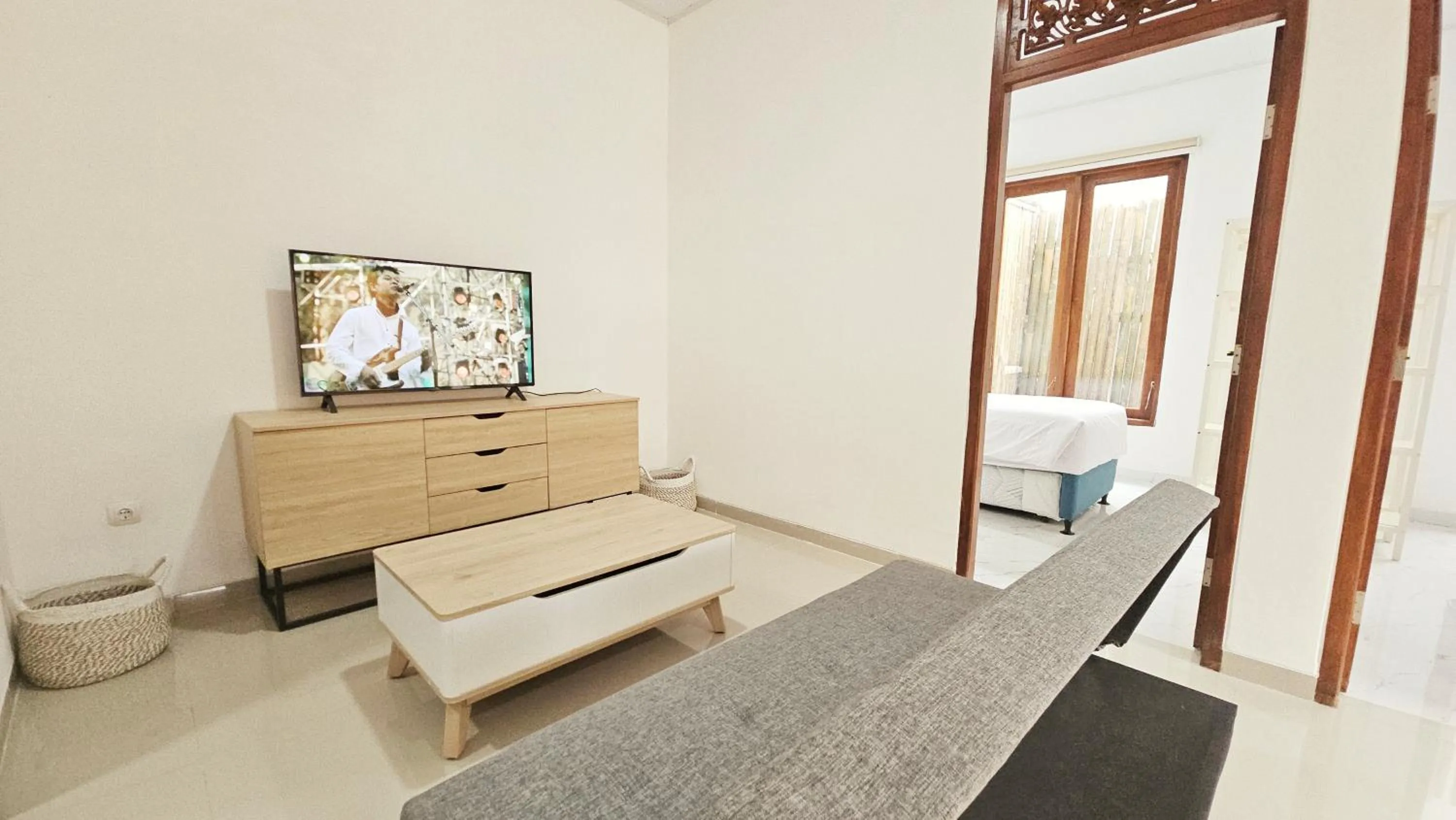 Living room, Bed in Villa Kayu Amertha
