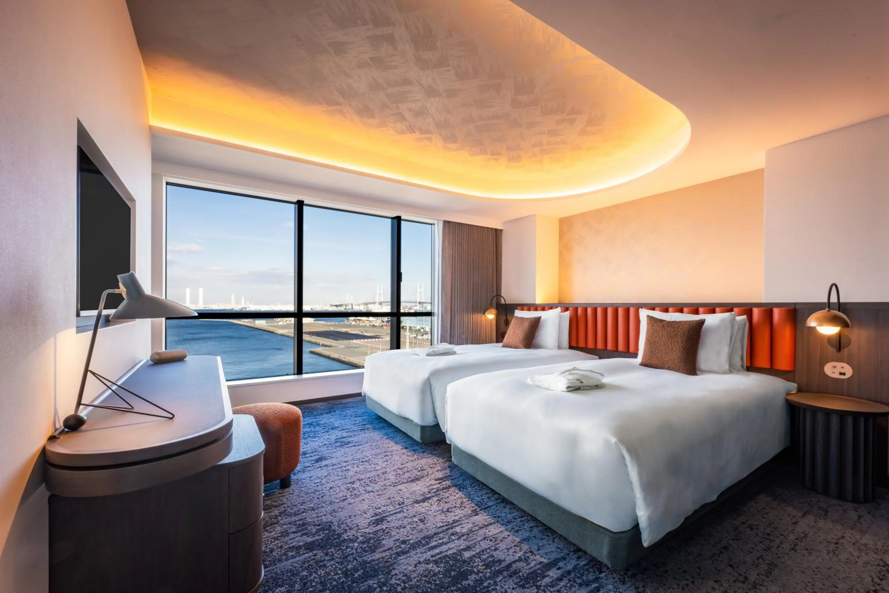 Bed in The Gate Hotel Yokohama by Hulic