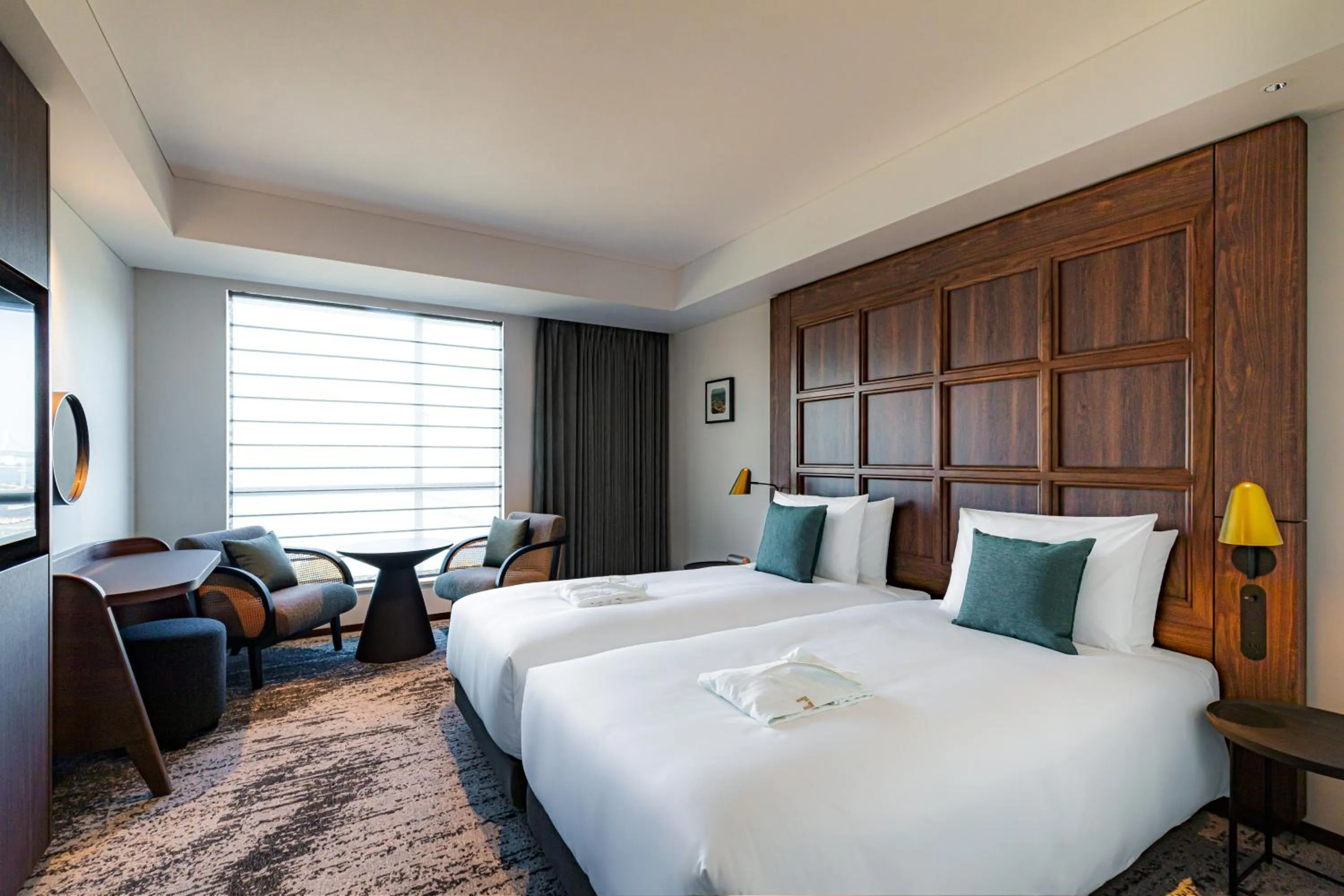 Photo of the whole room, Bed in The Gate Hotel Yokohama by Hulic
