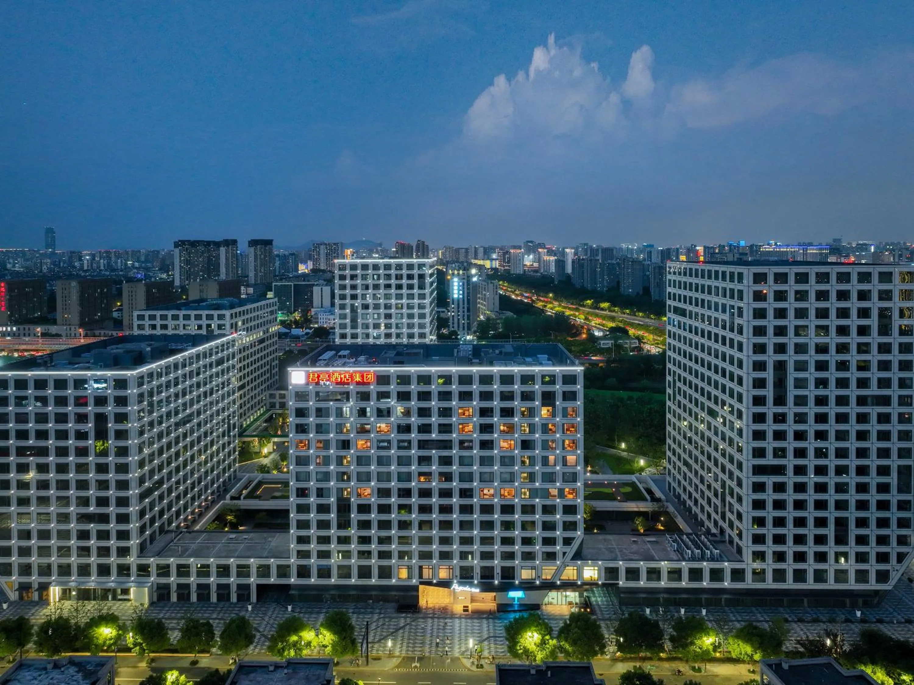 Property building in Pagoda Hotel Hangzhou Zijingang