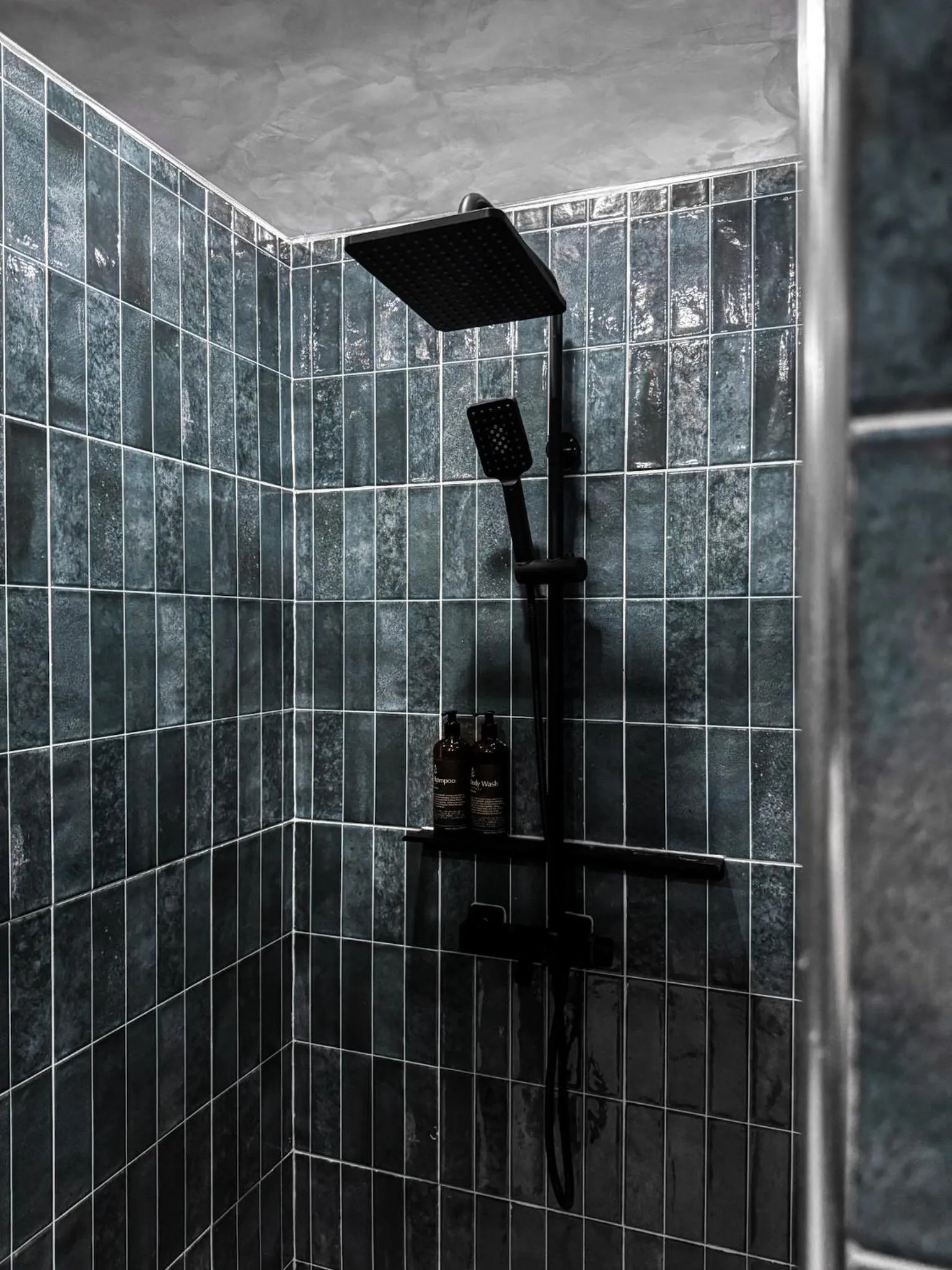 Shower in Yamato Hostel