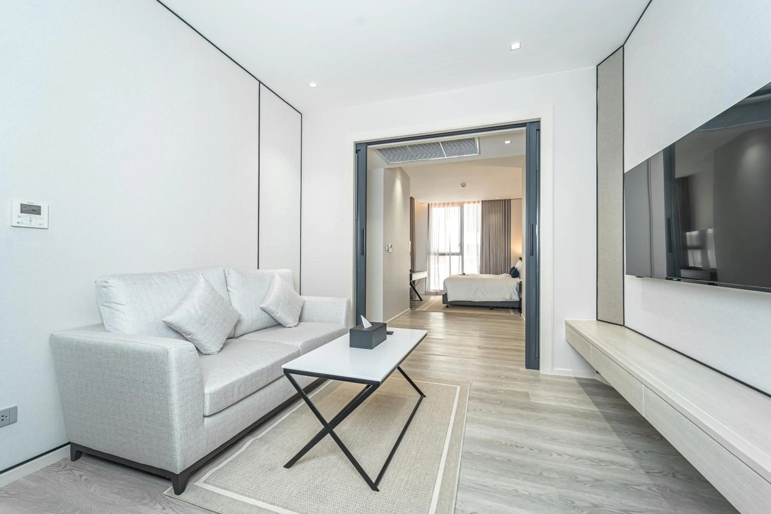 TV and multimedia in GM Estate Hotel and Executive Apartments, Bangkok Sukhumvit 20