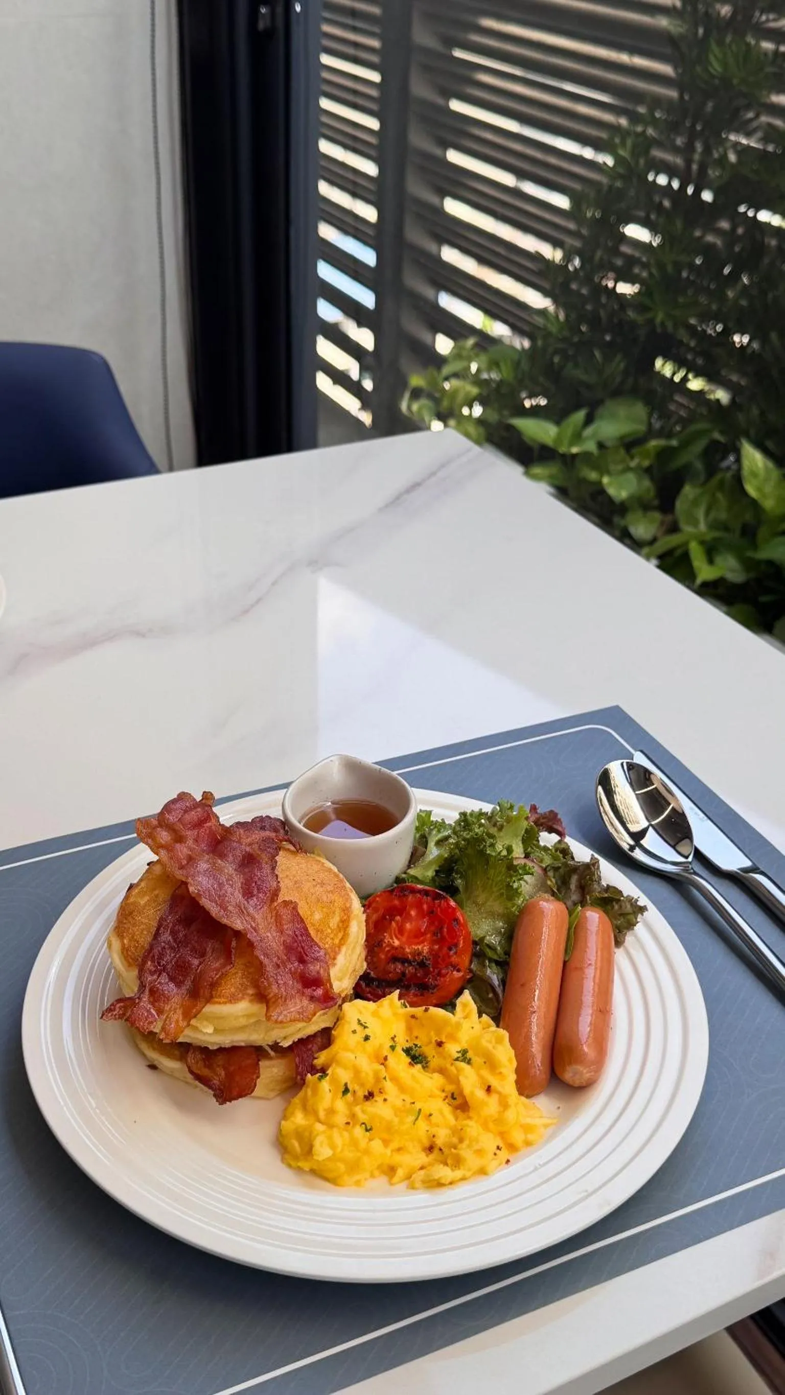 Breakfast in GM Estate Hotel and Executive Apartments, Bangkok Sukhumvit 20