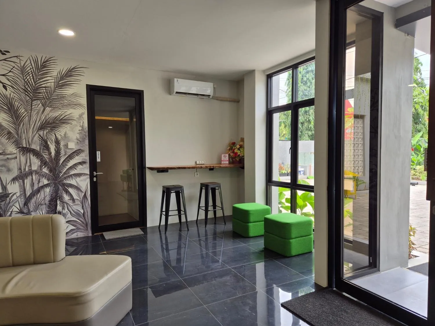 Seating area in Hotel Anda