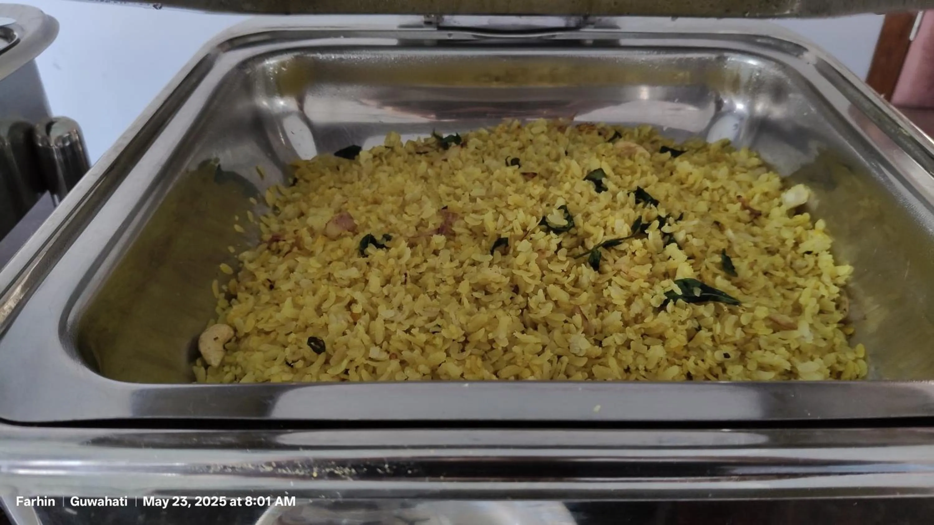 Restaurant/places to eat in Hotel RKD Inn