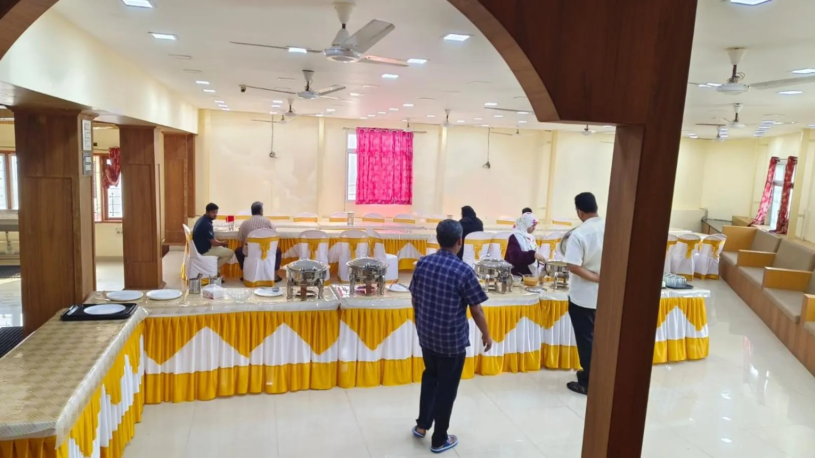 Breakfast in Hotel Safra