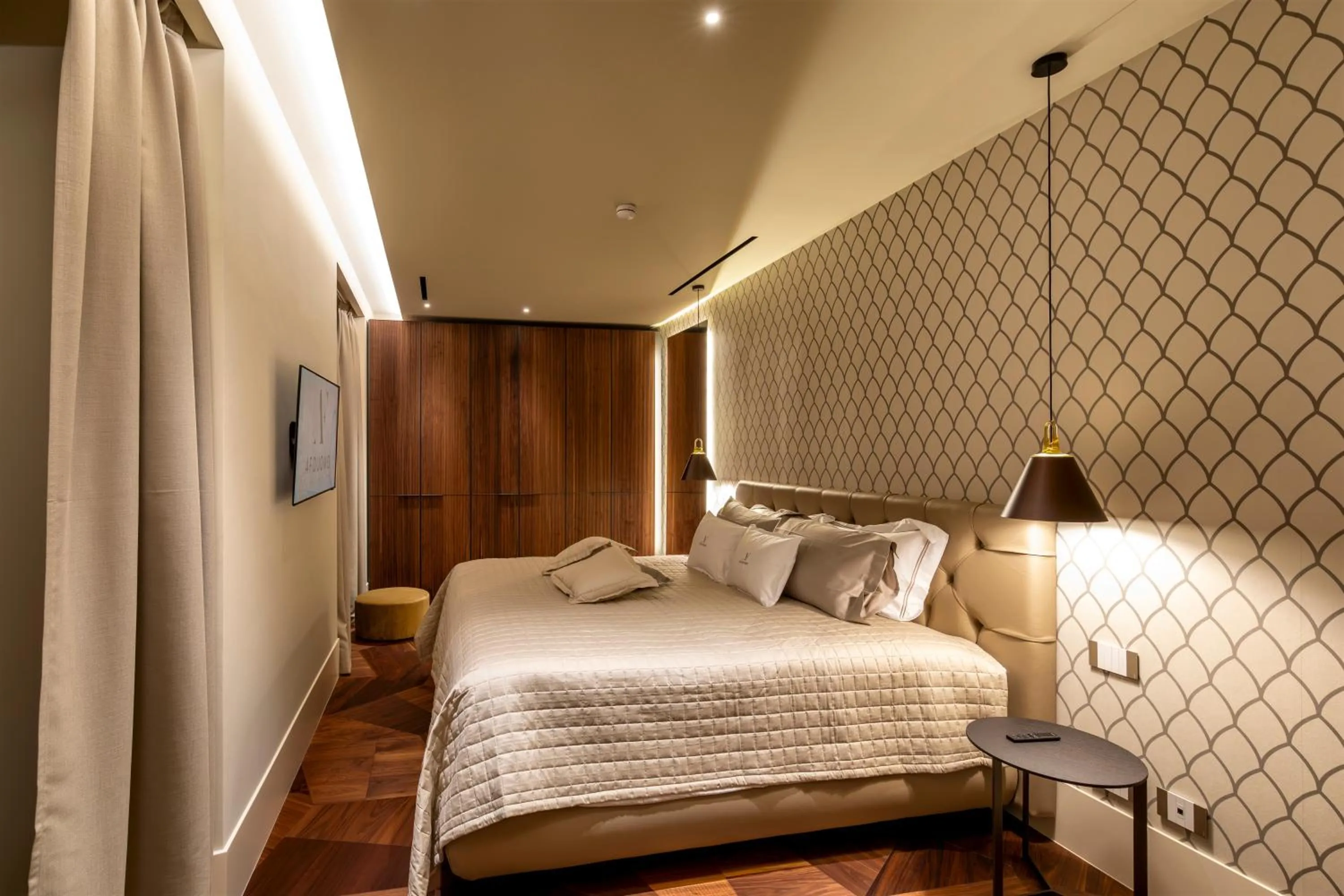 Bed in AF Duomo - Milano Luxury Suites