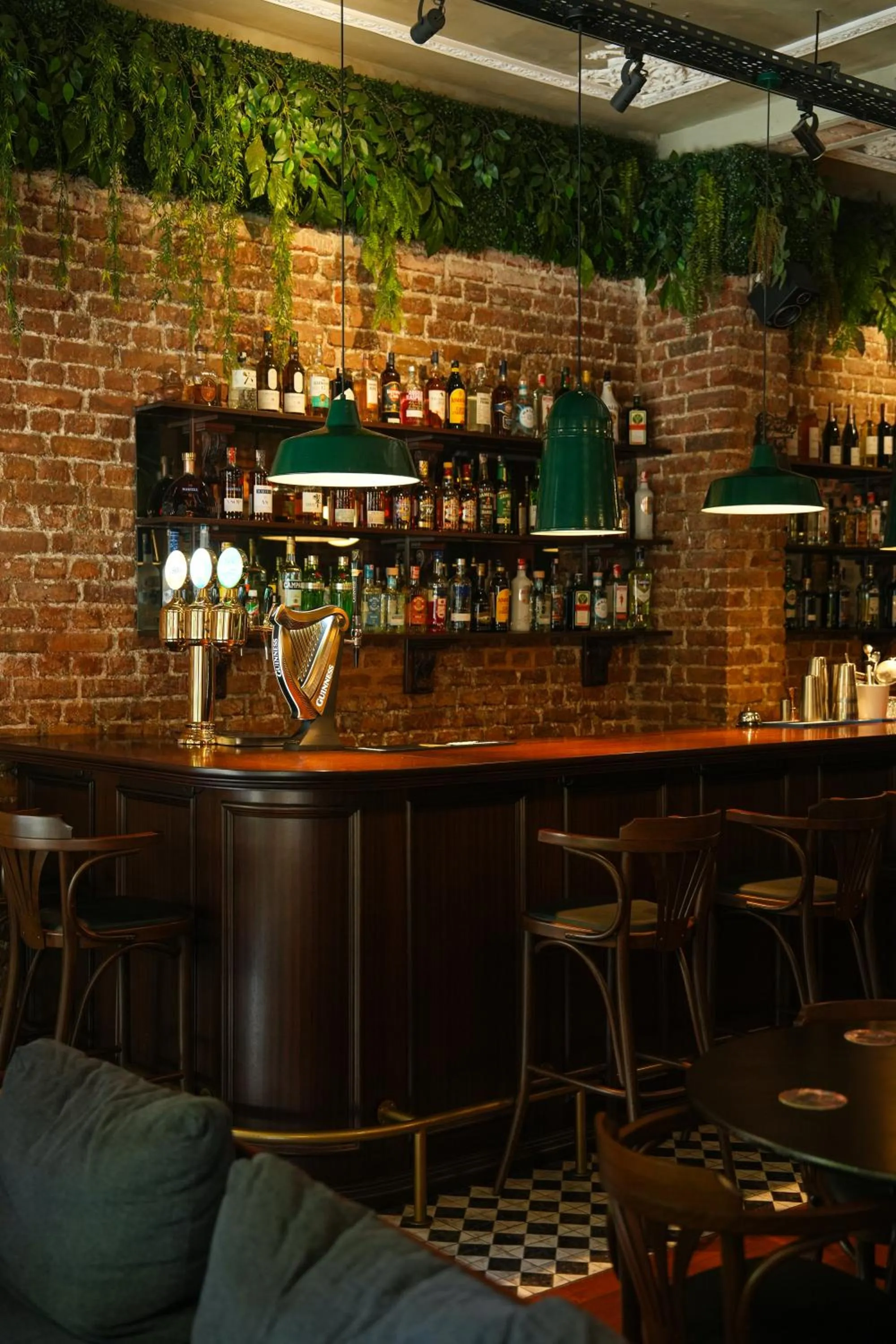 Lounge or bar in Ansen Hotel and Suites