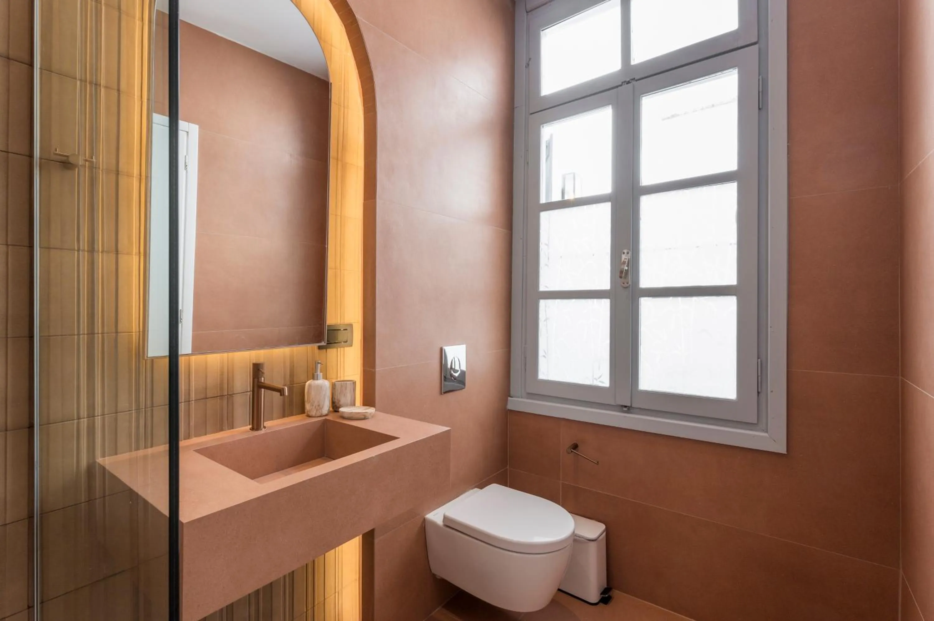 Shower in Full House