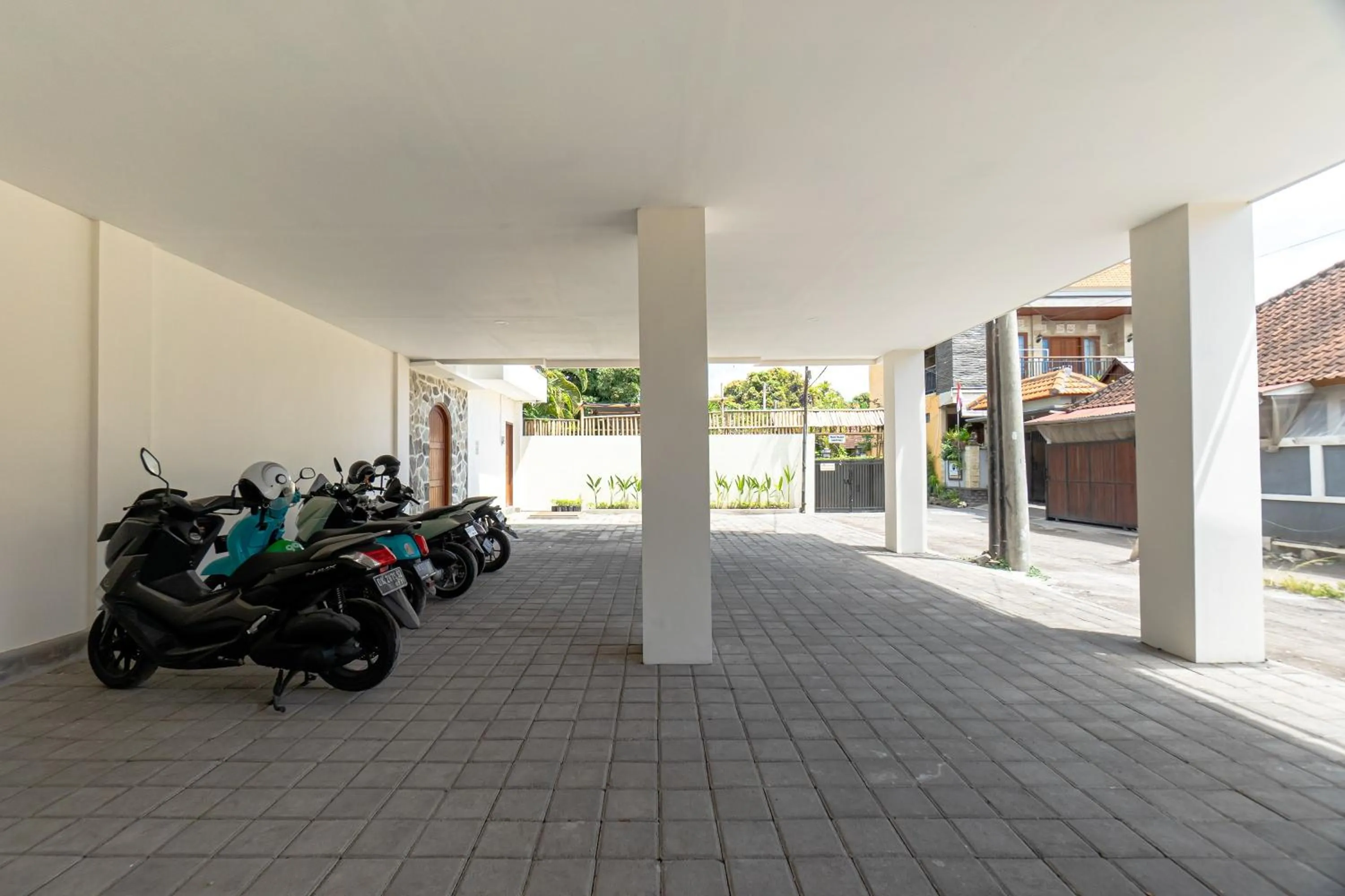 Day in Kelaya Guesthouse