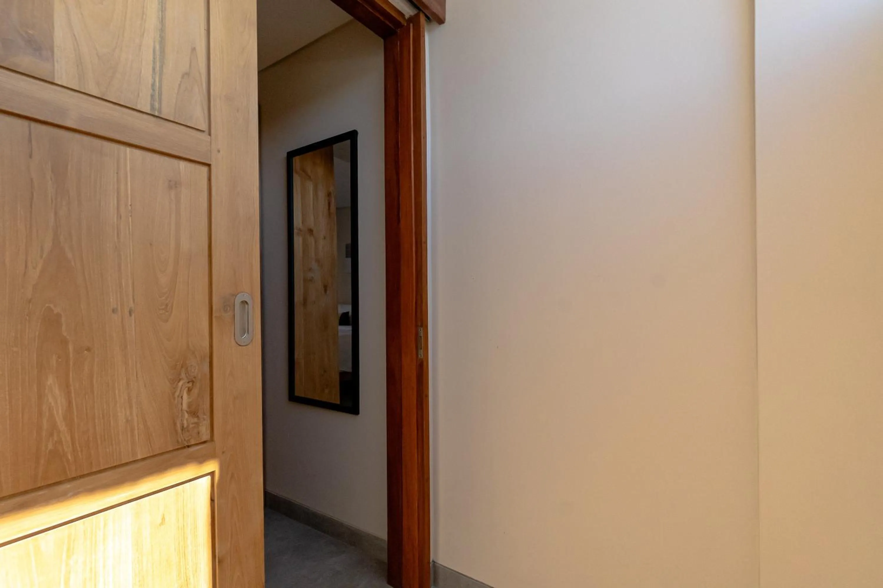 wardrobe in Kelaya Guesthouse