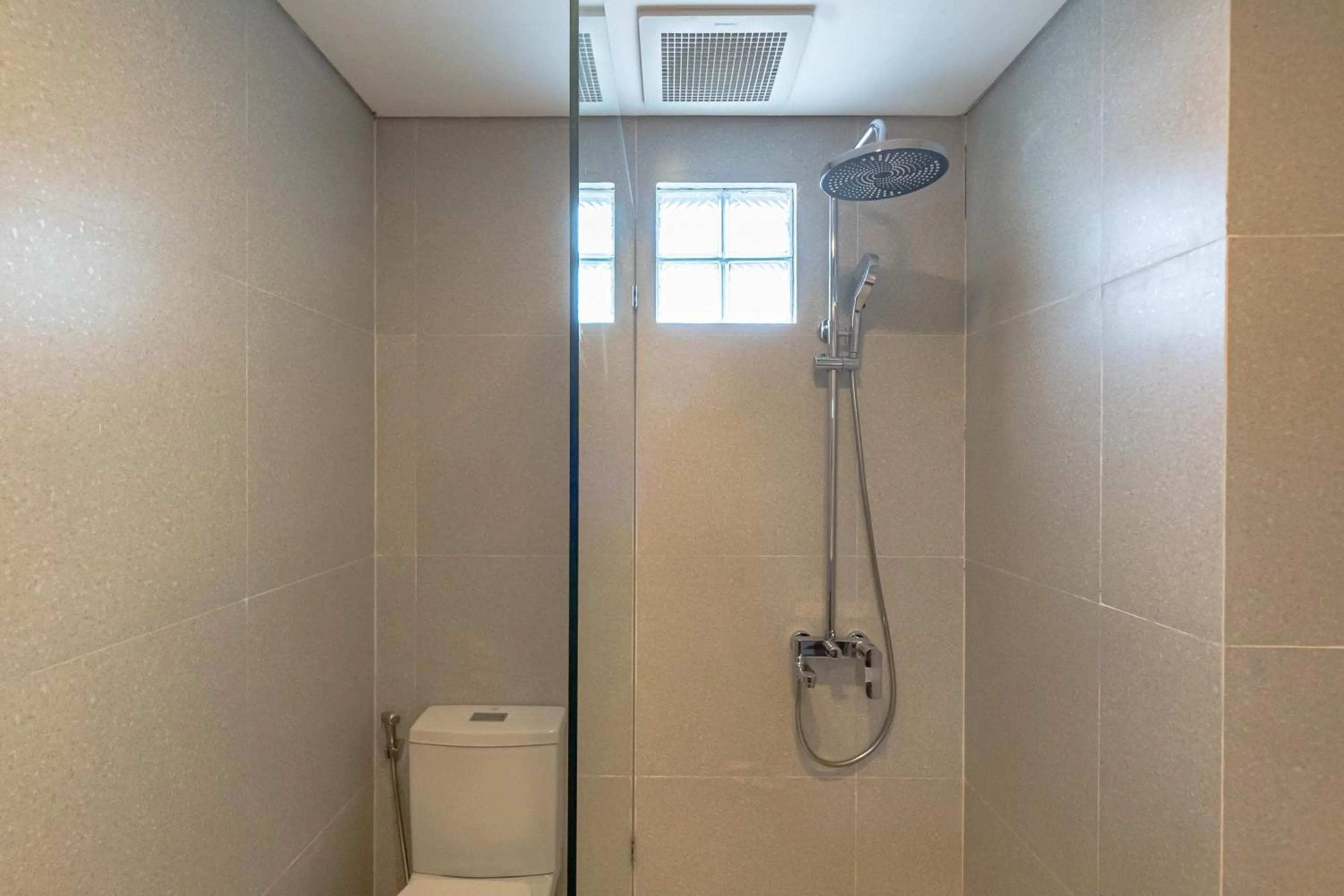 Shower in Kelaya Guesthouse