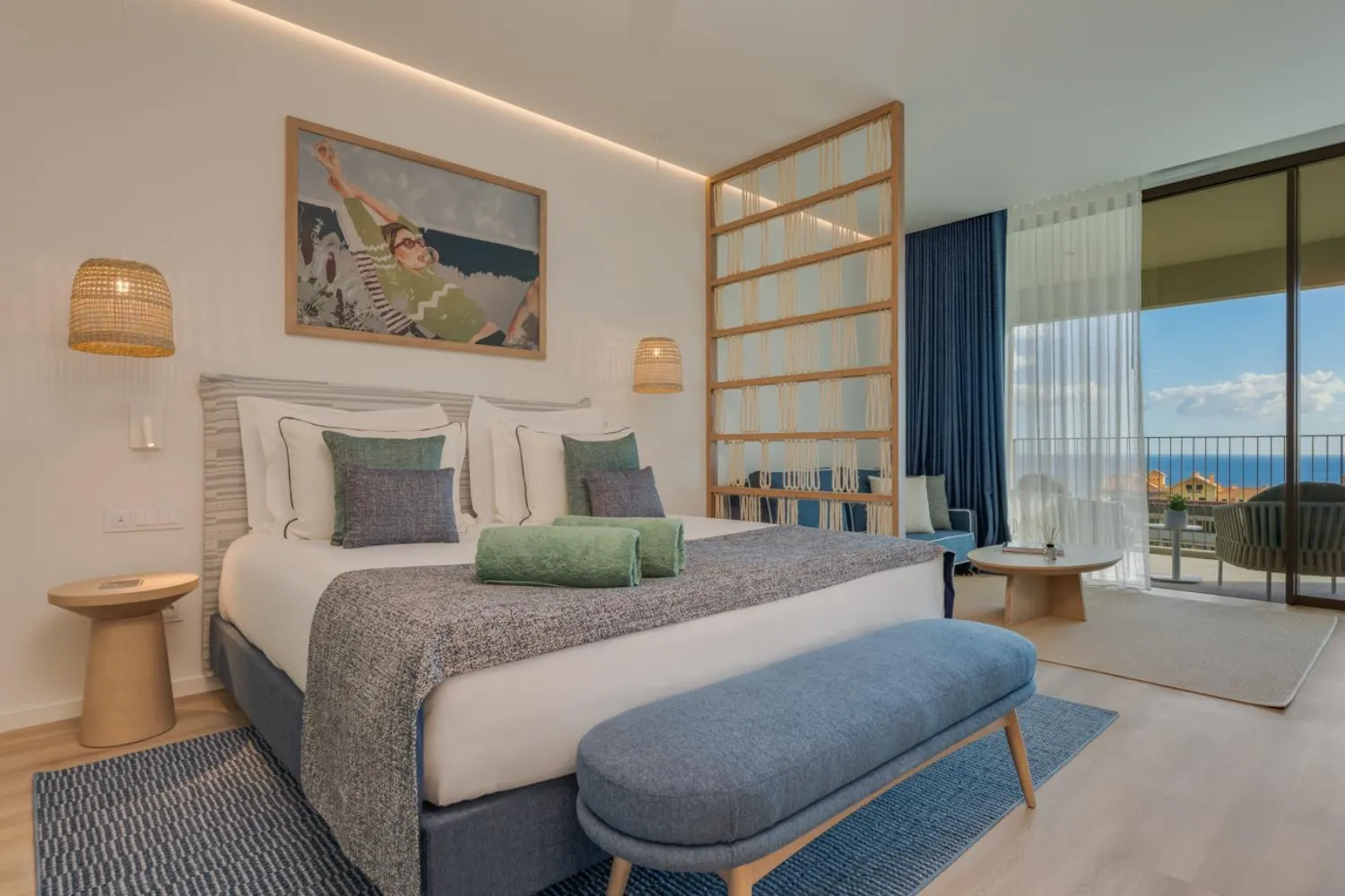 Bed in The Editory Ocean Way Funchal