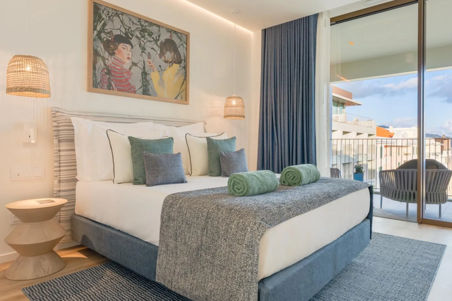 Bed in The Editory Ocean Way Funchal