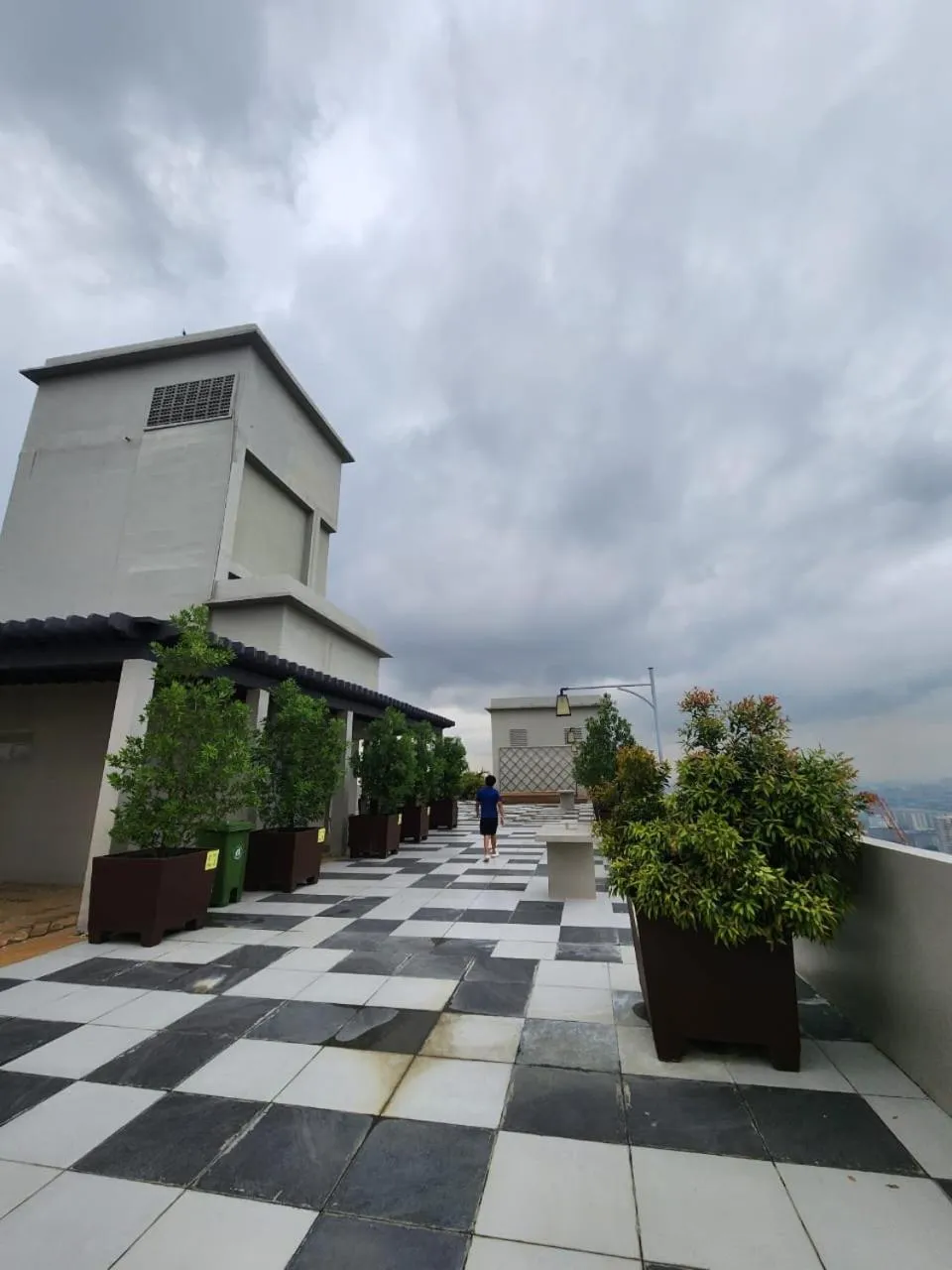 Nordic Rsquare Manila - with Pool Access