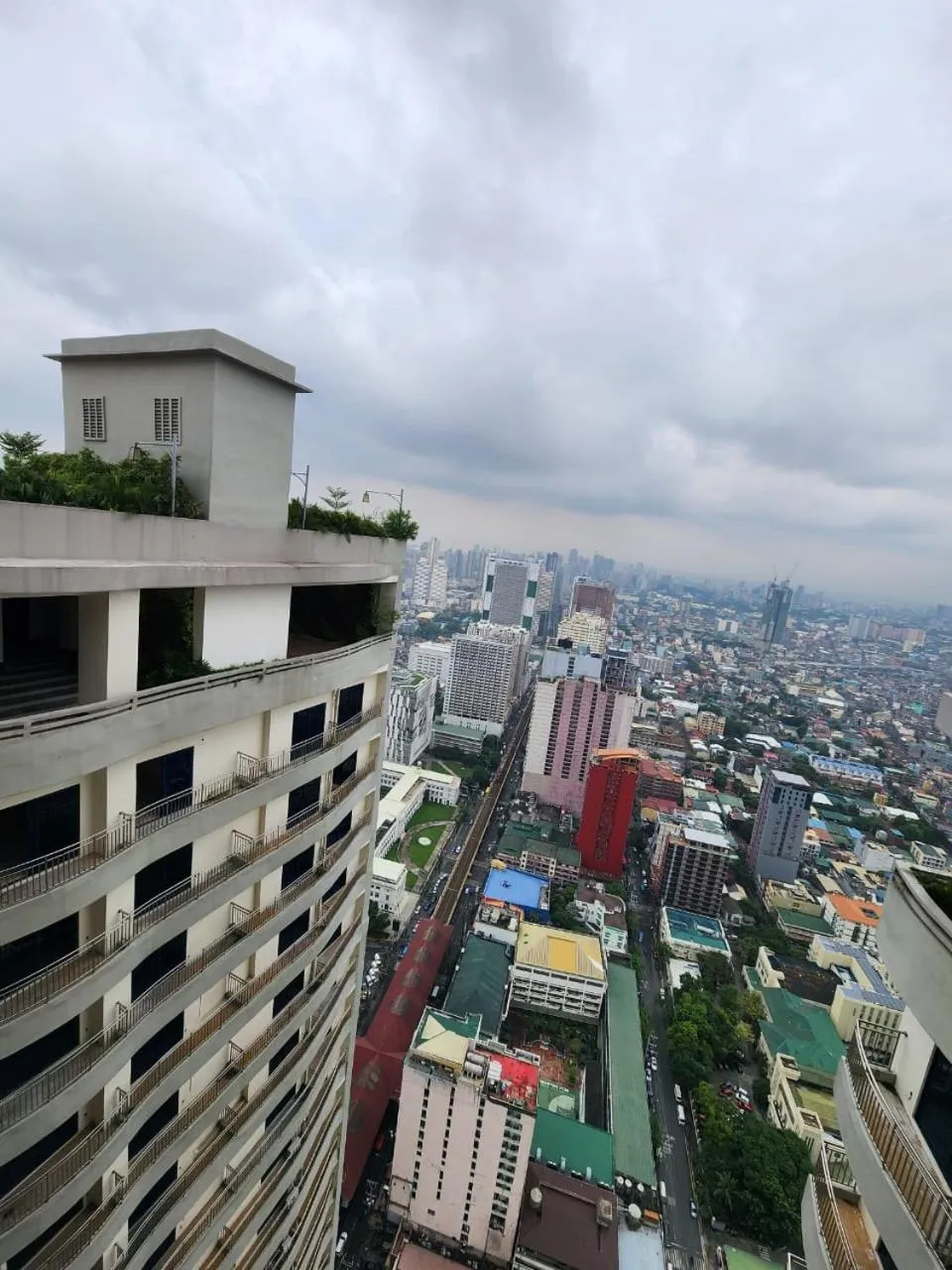 Nordic Rsquare Manila - with Pool Access