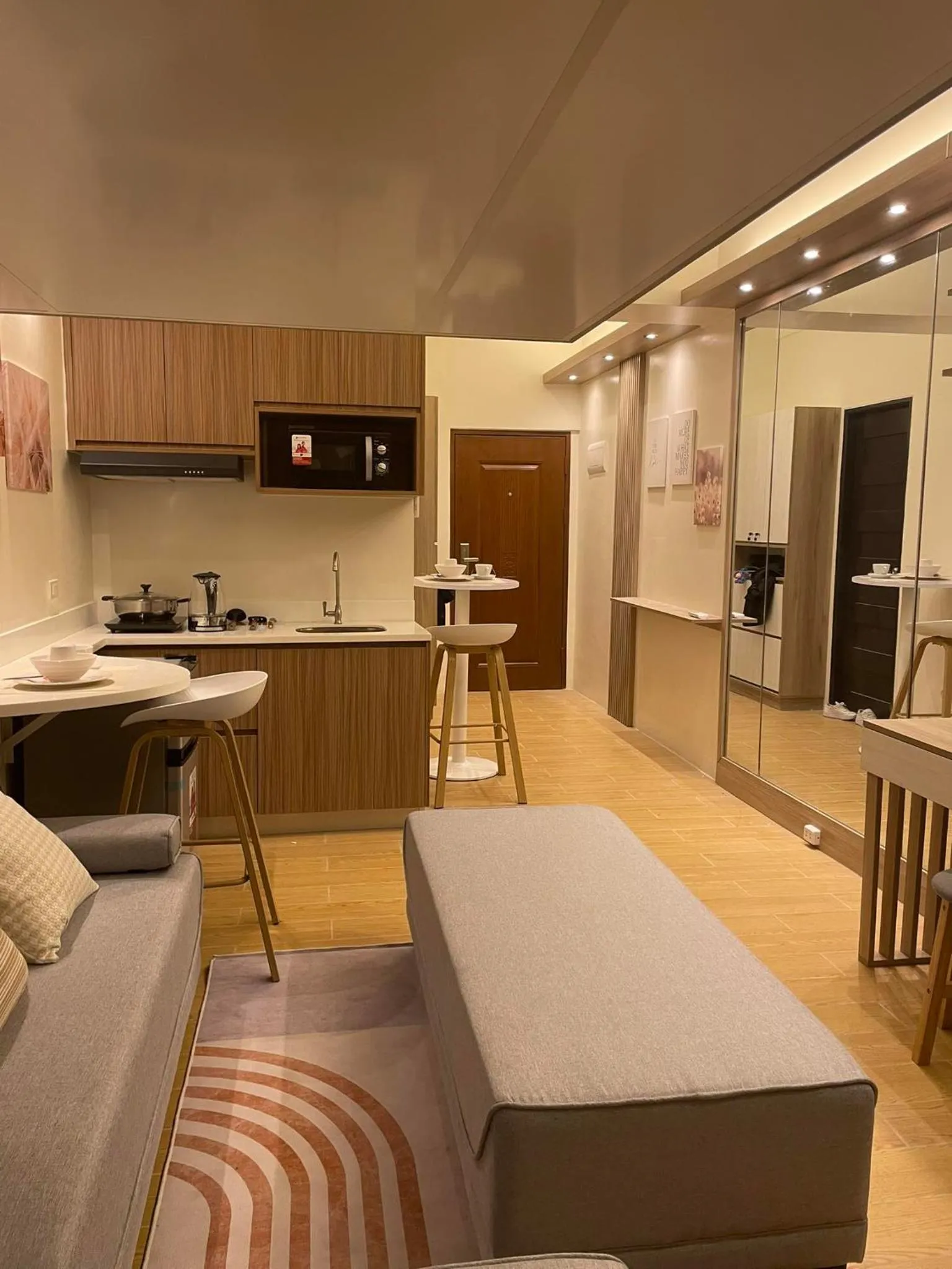 Nordic Rsquare Manila - with Pool Access