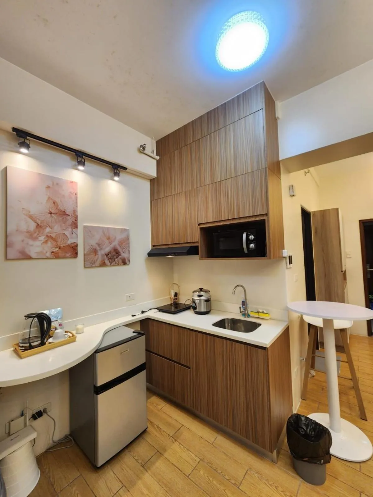 Nordic Rsquare Manila - with Pool Access