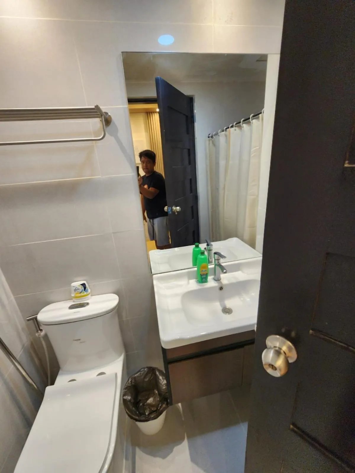 Nordic Rsquare Manila - with Pool Access