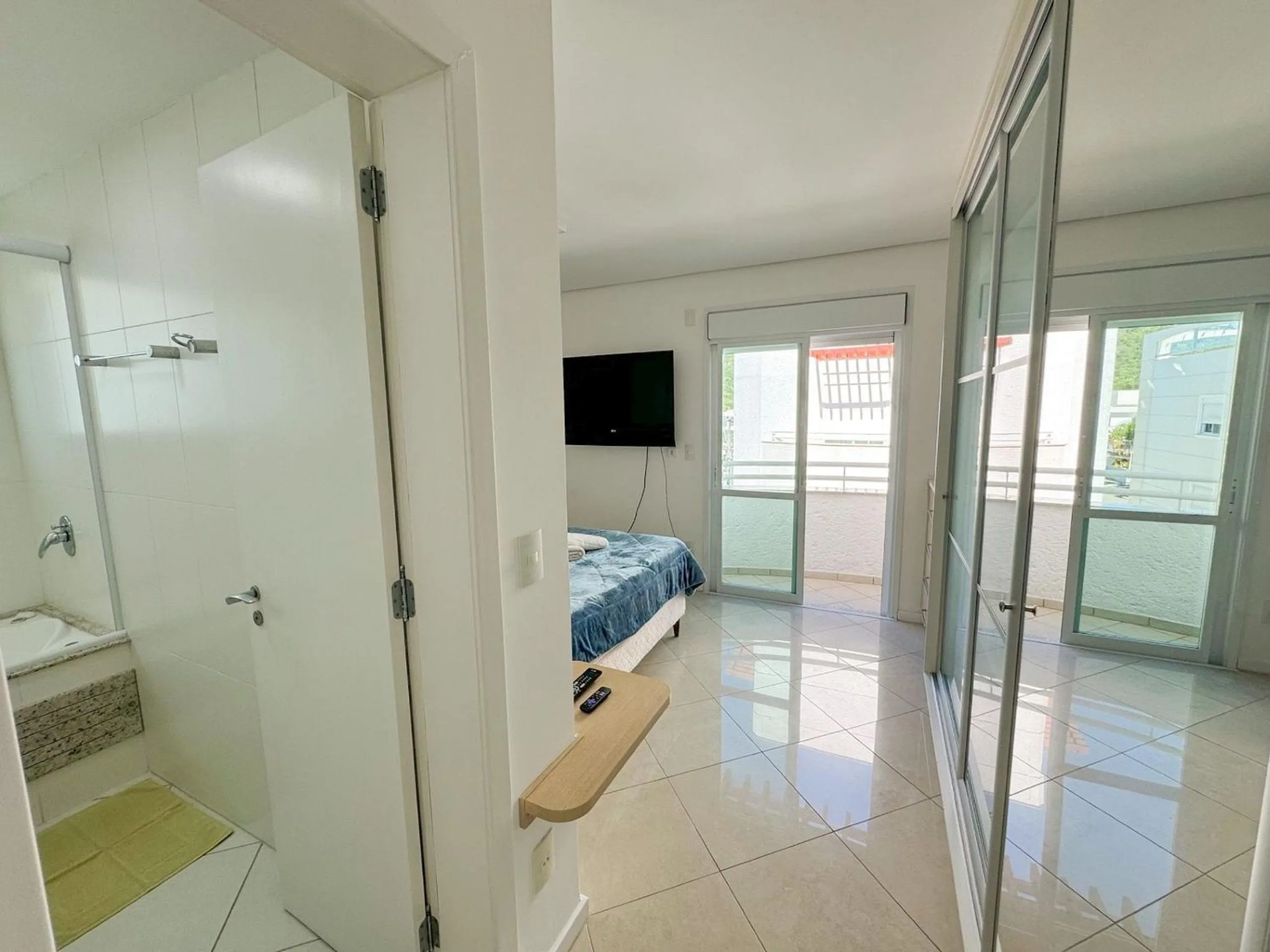 Bed in Dolce Vita Jurere Internacional Florianópolis