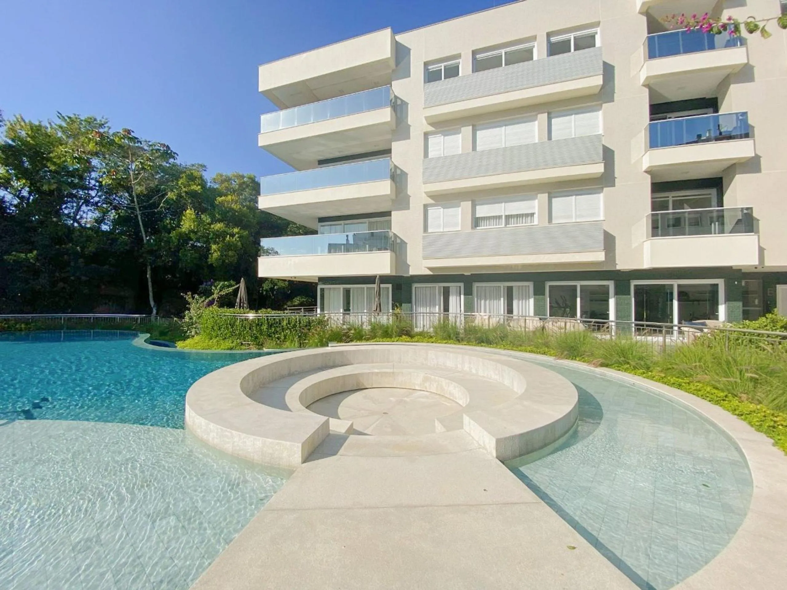 Novíssimo Jurere Com Linda Área de Lazer