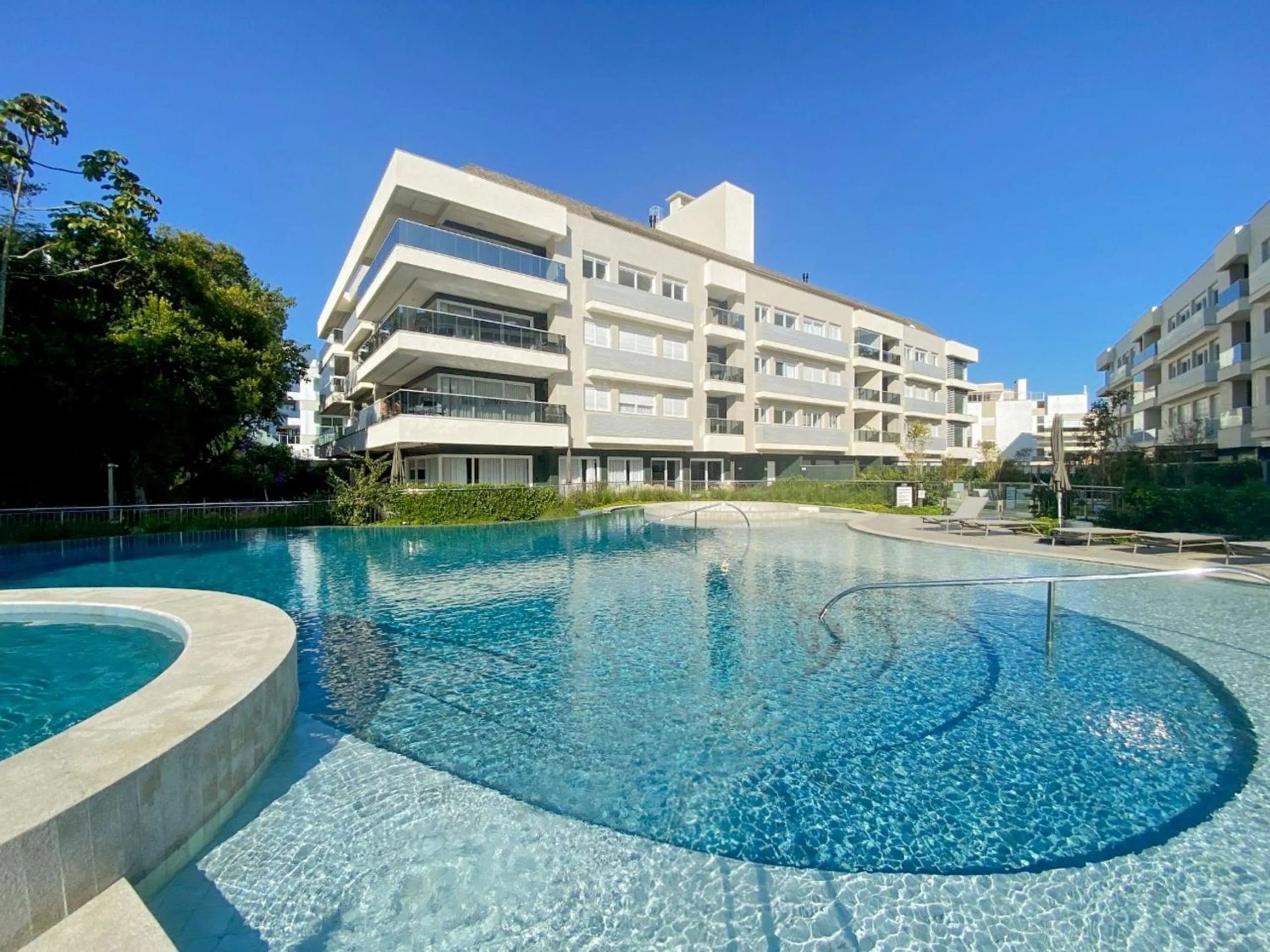 Novíssimo Jurere Com Linda Área de Lazer