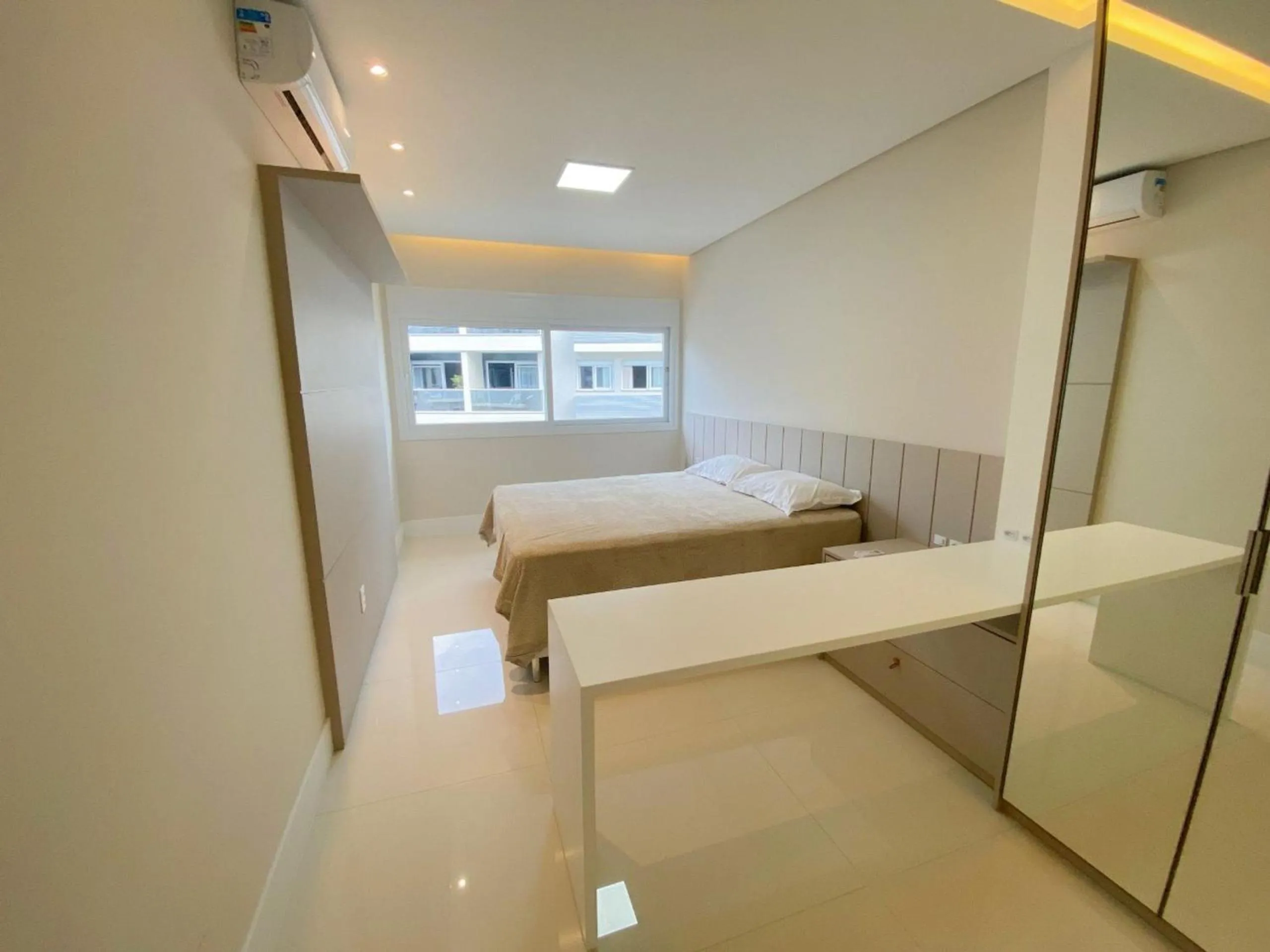 Bed in Novíssimo Jurere Com Linda Área de Lazer