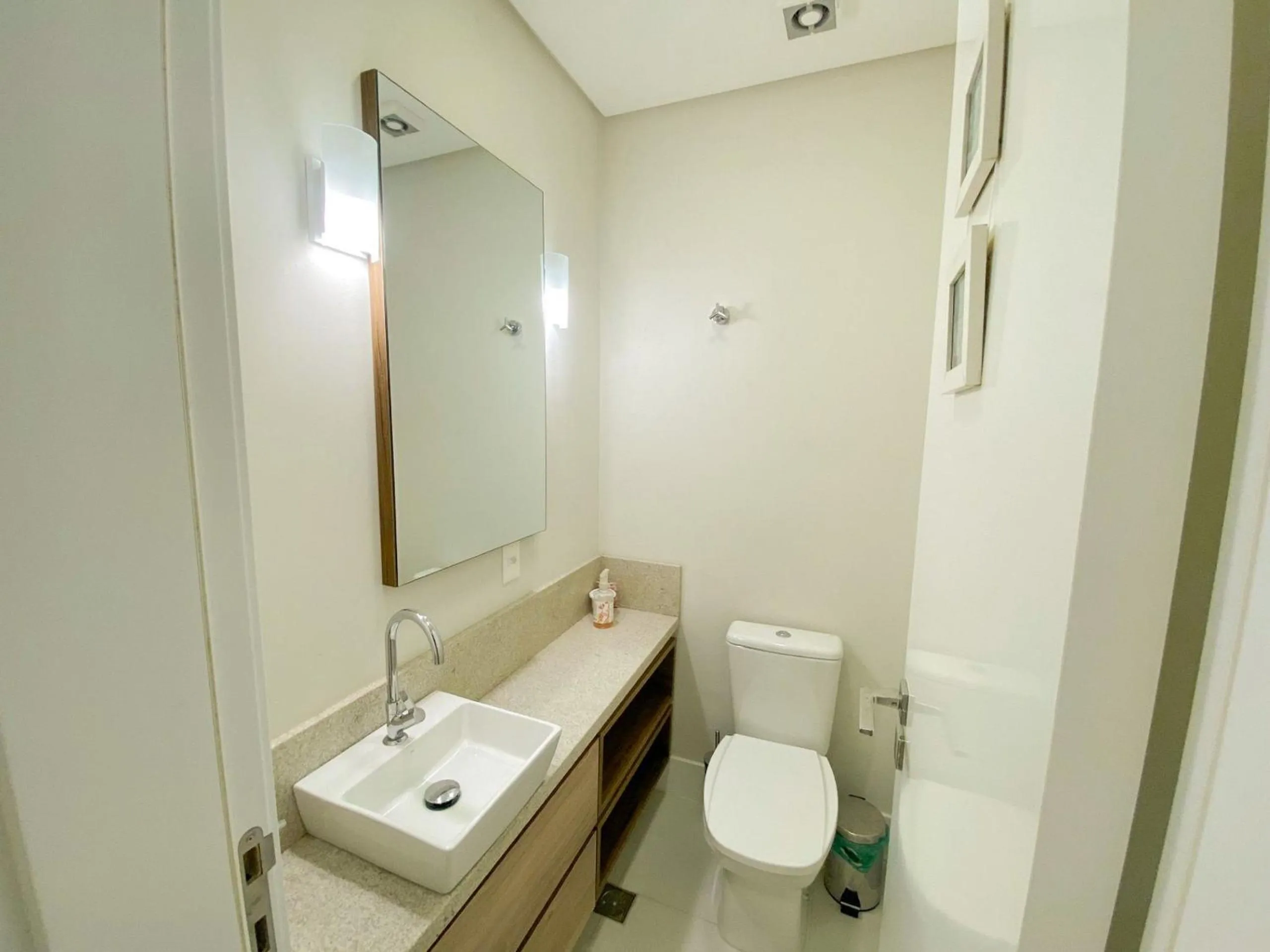 Jurere Perfeição em cada Detalhe com Linda Piscina