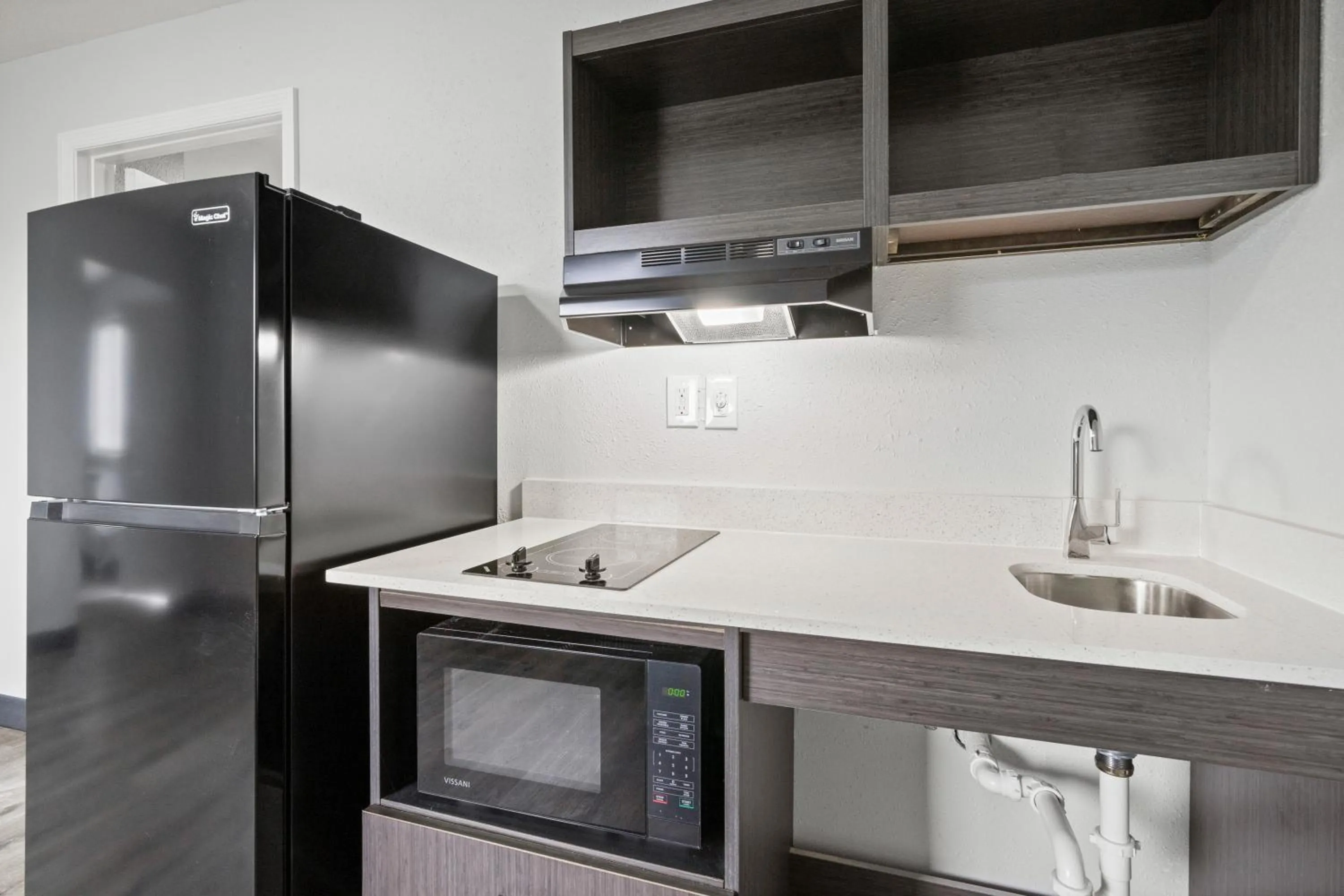 Kitchen or kitchenette in Efficiency Lodge Columbus
