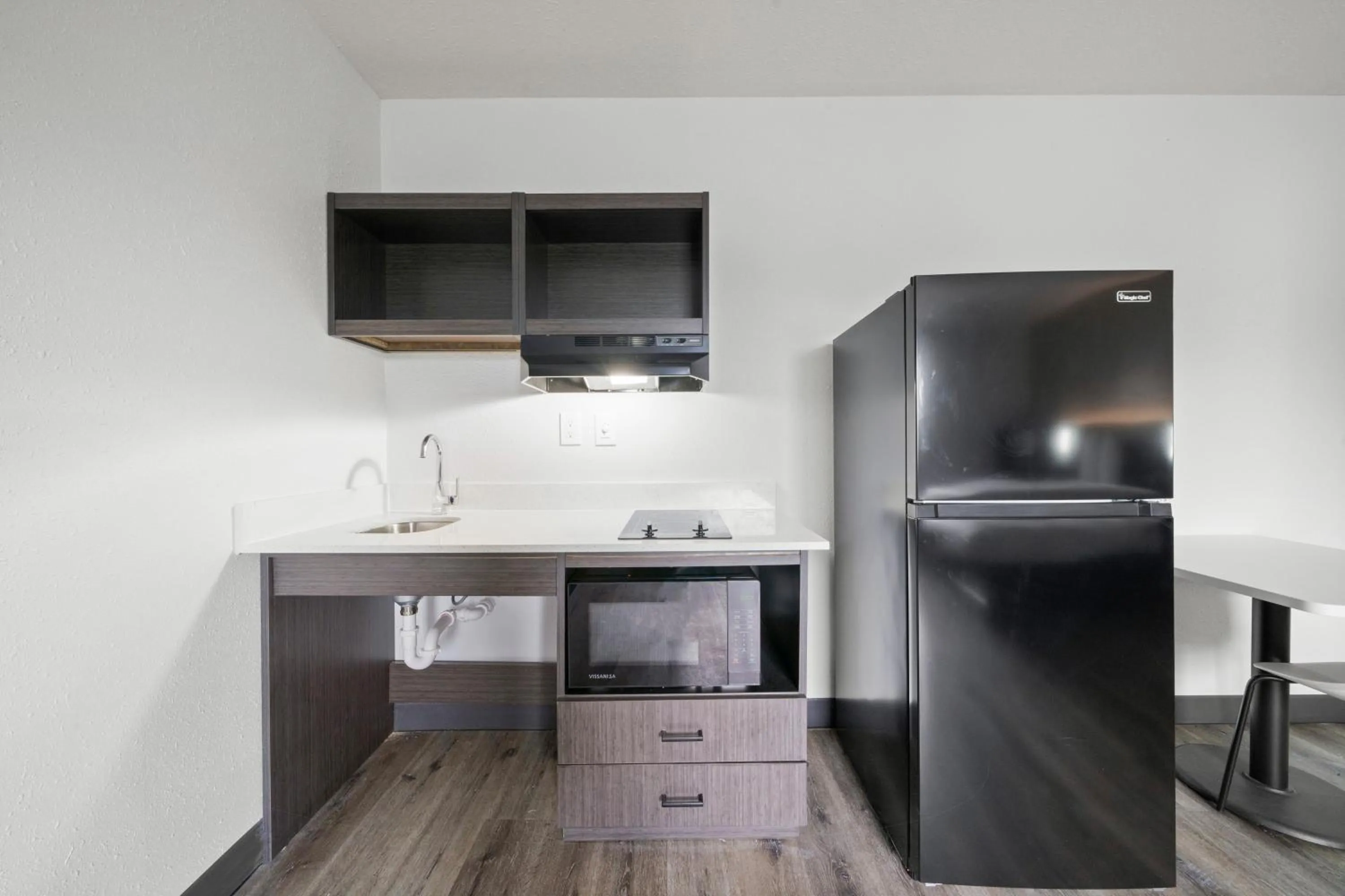 Kitchen or kitchenette in Efficiency Lodge Columbus
