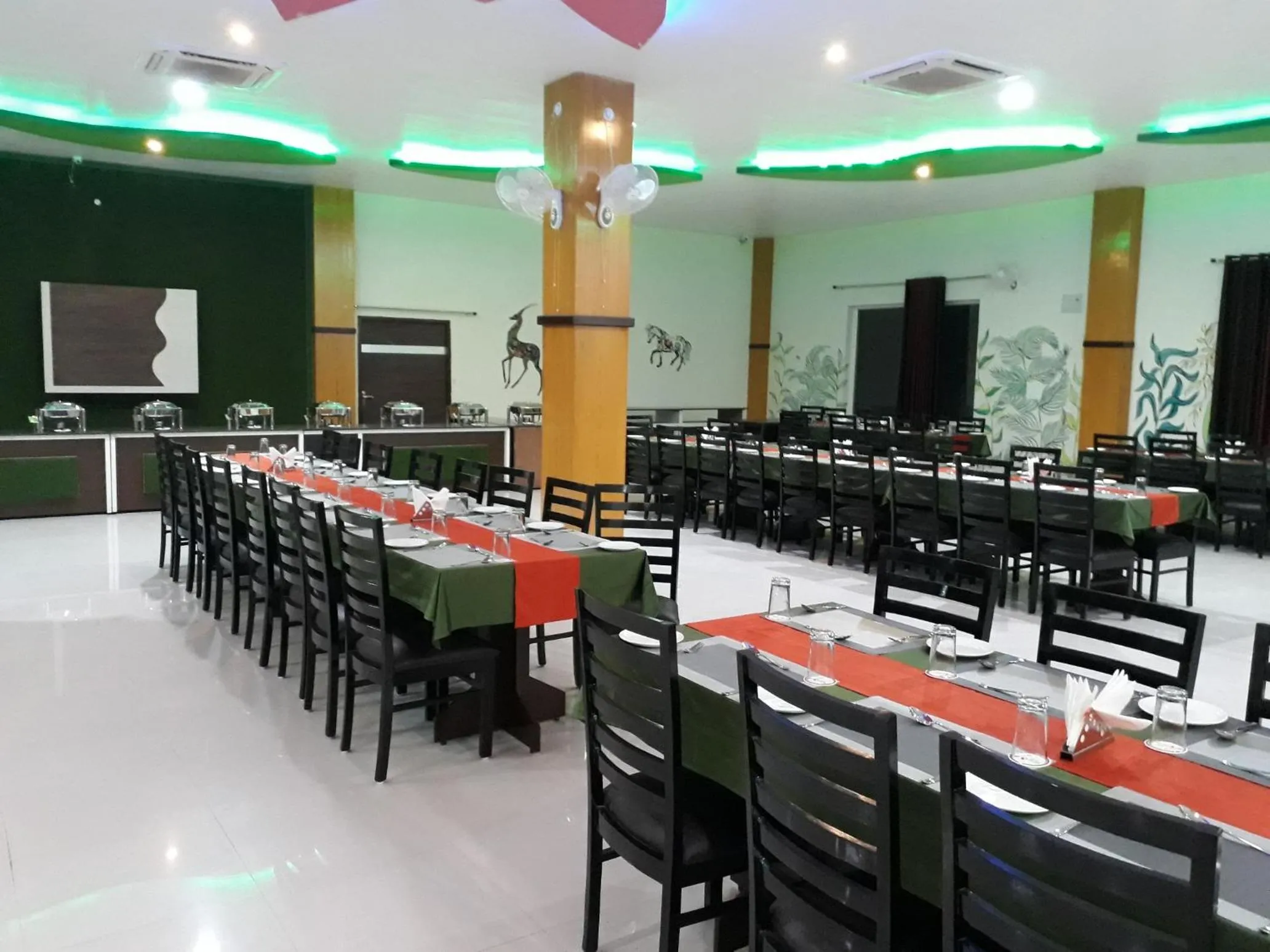 Restaurant/places to eat in Rubystone Shiv Vilas Palace