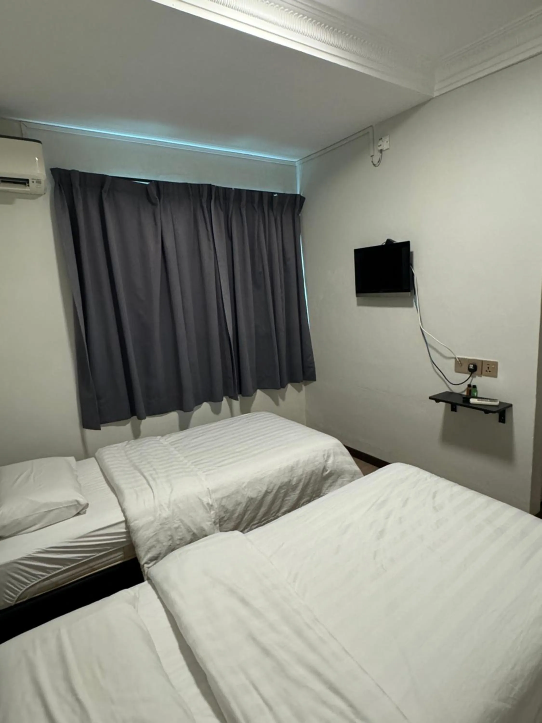 Bedroom, Bed in 69 Hotel