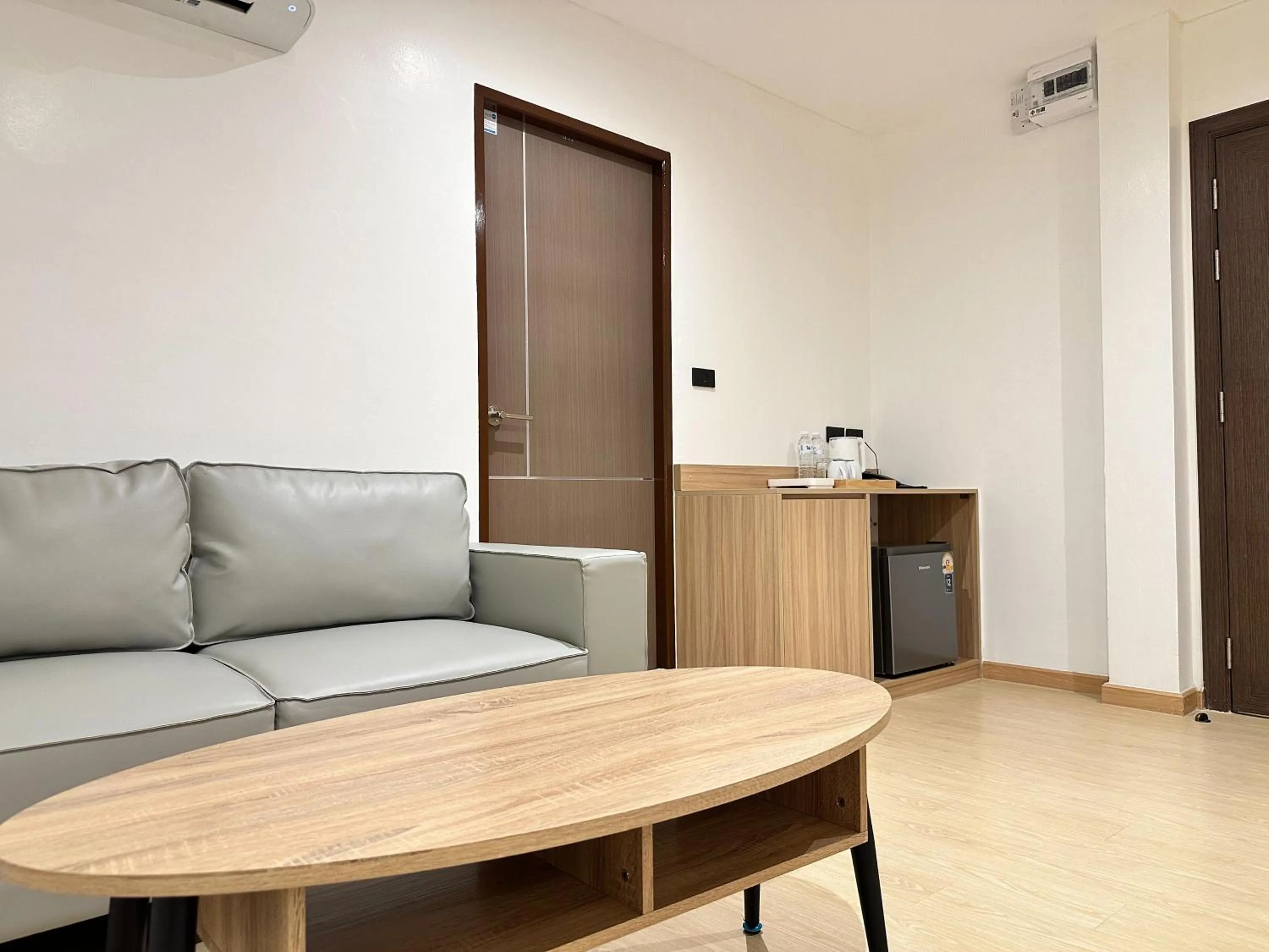 Living room in Winston Hotel