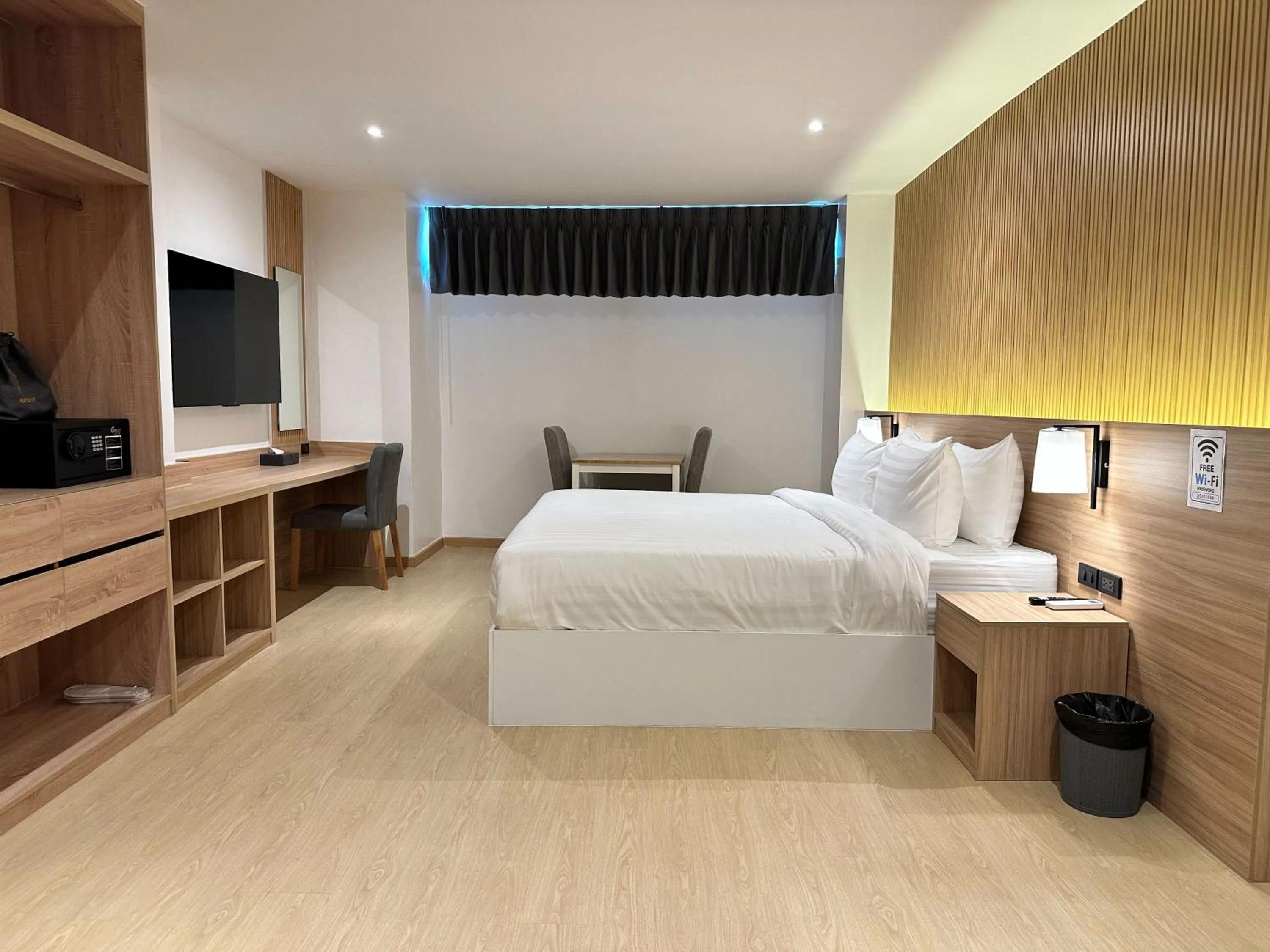 Bed in Winston Hotel