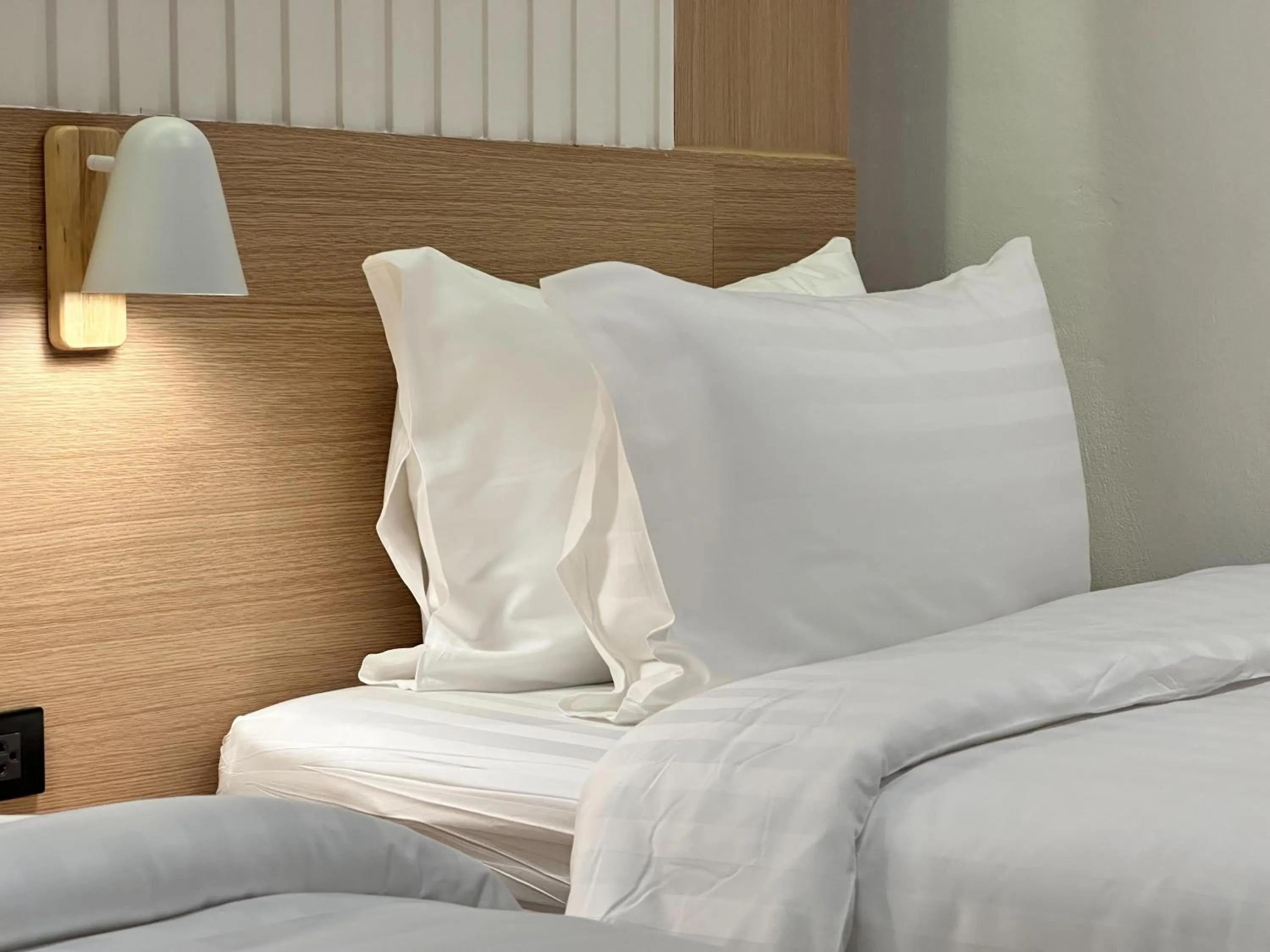 Bed in Winston Hotel