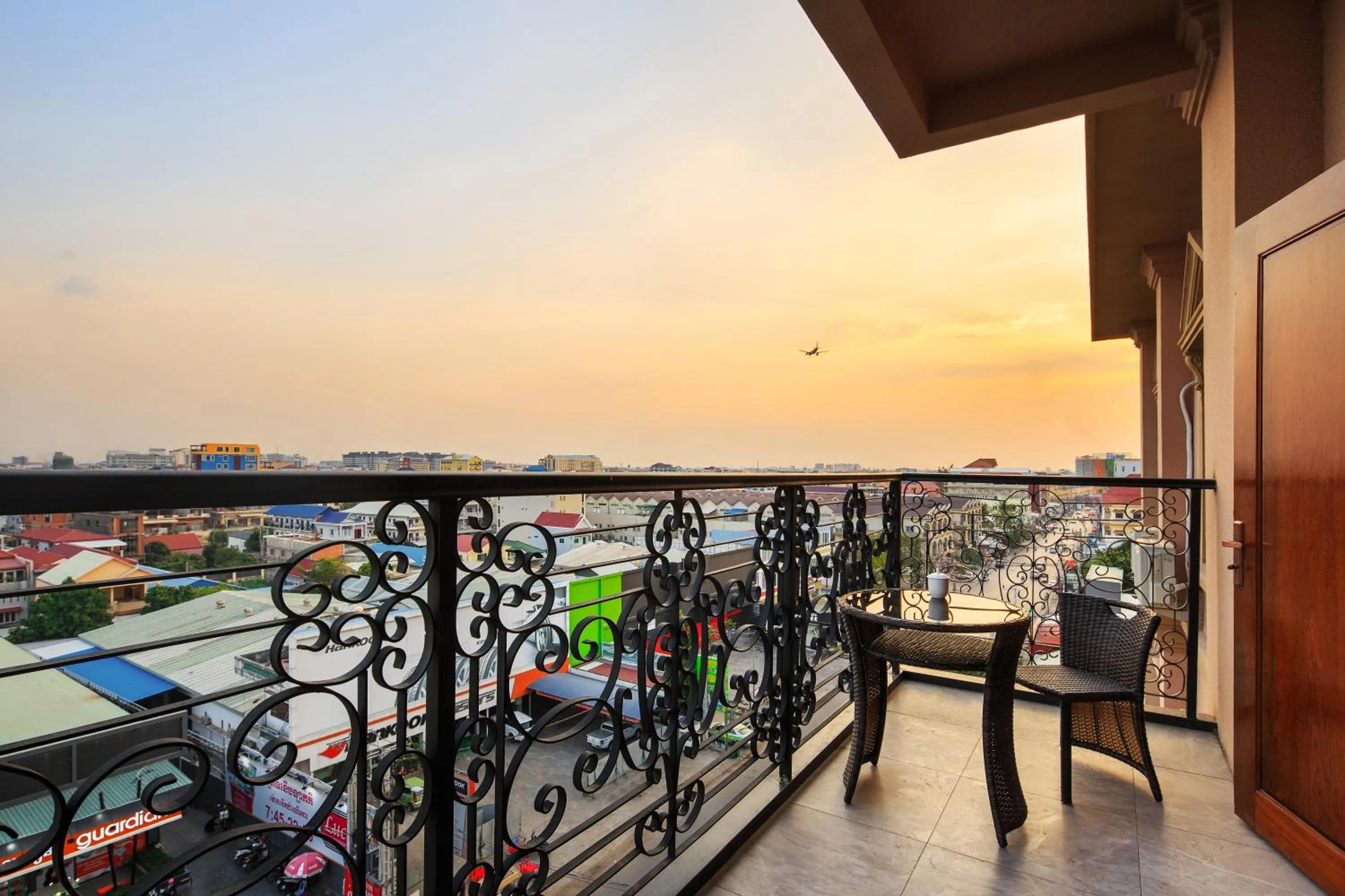 Rose Garden International Hotel