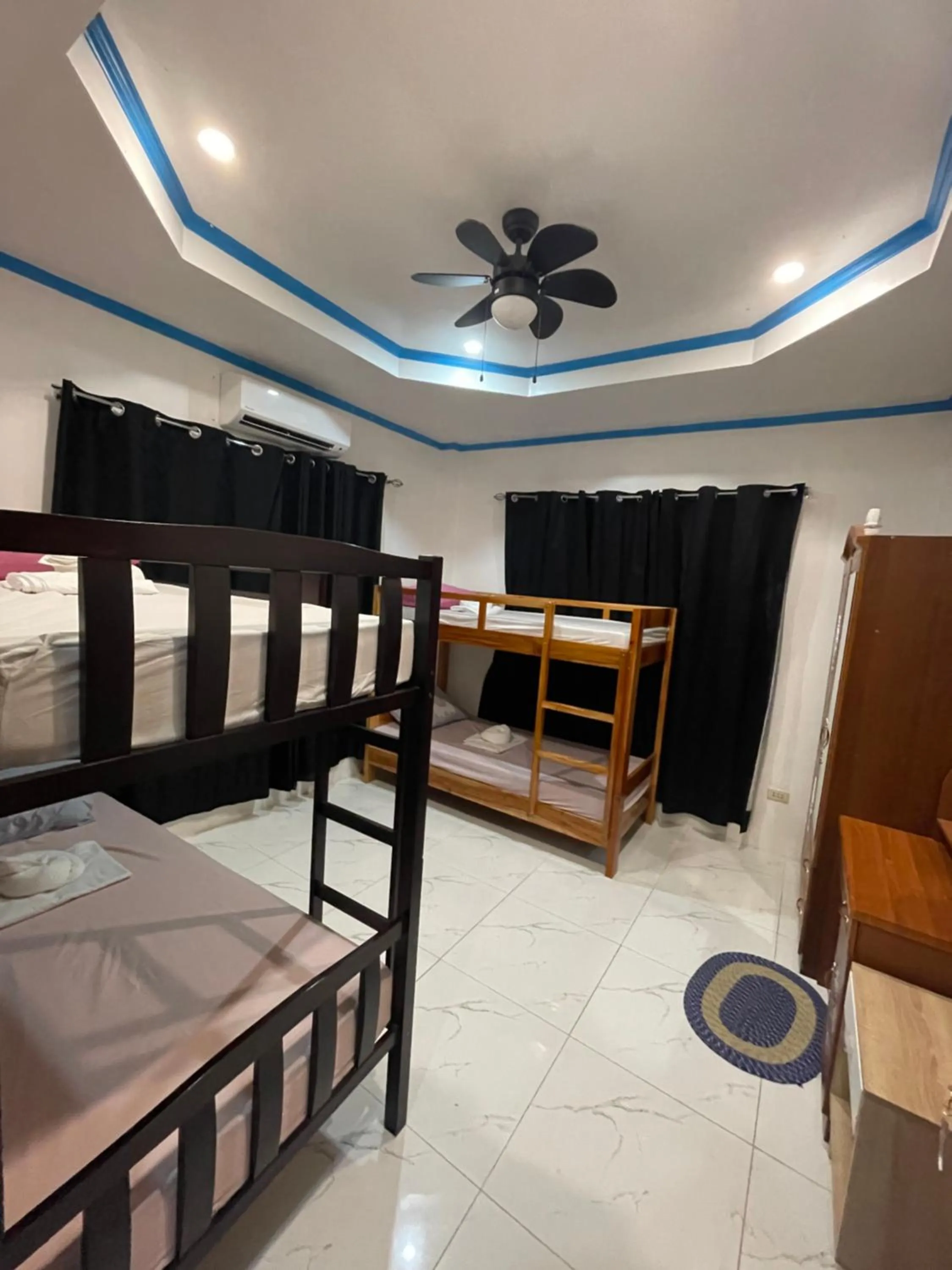 Photo of the whole room, Bed in Drage Tourist Inn