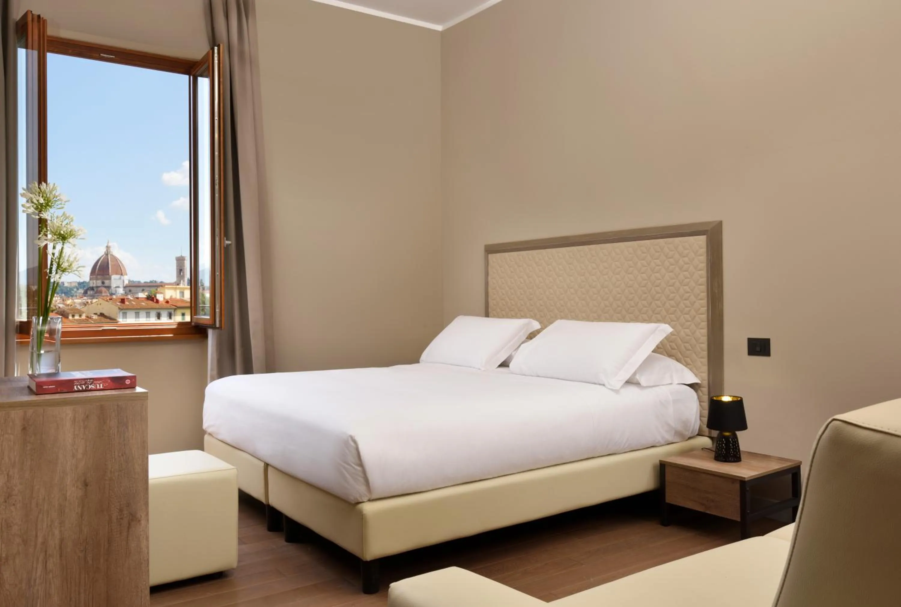 View (from property/room), Bed in Essence Hotel