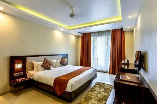 TV and multimedia, Bed in Hotel Golden Plateau