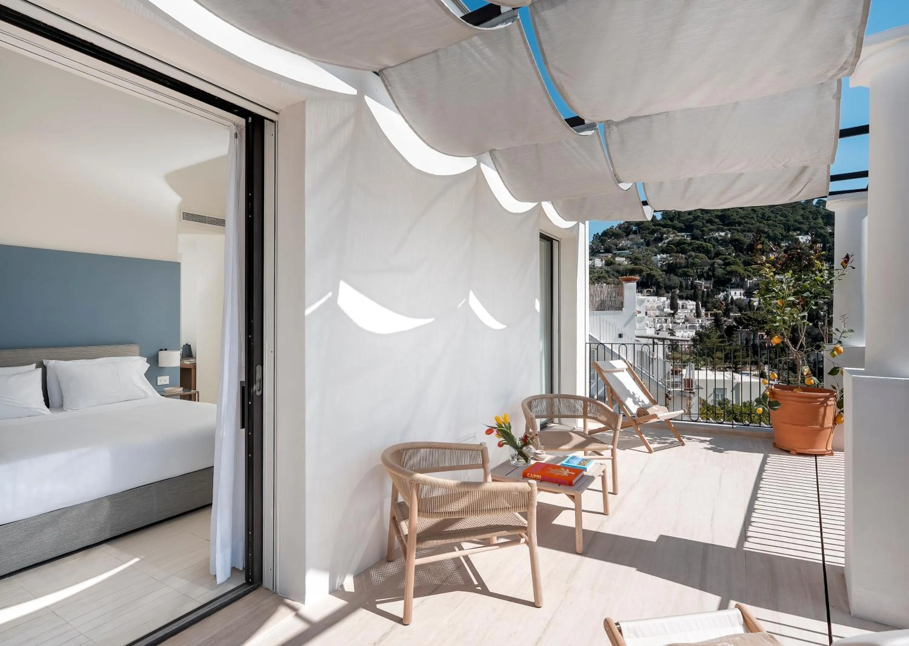 View (from property/room), Bed in Villa Certosa