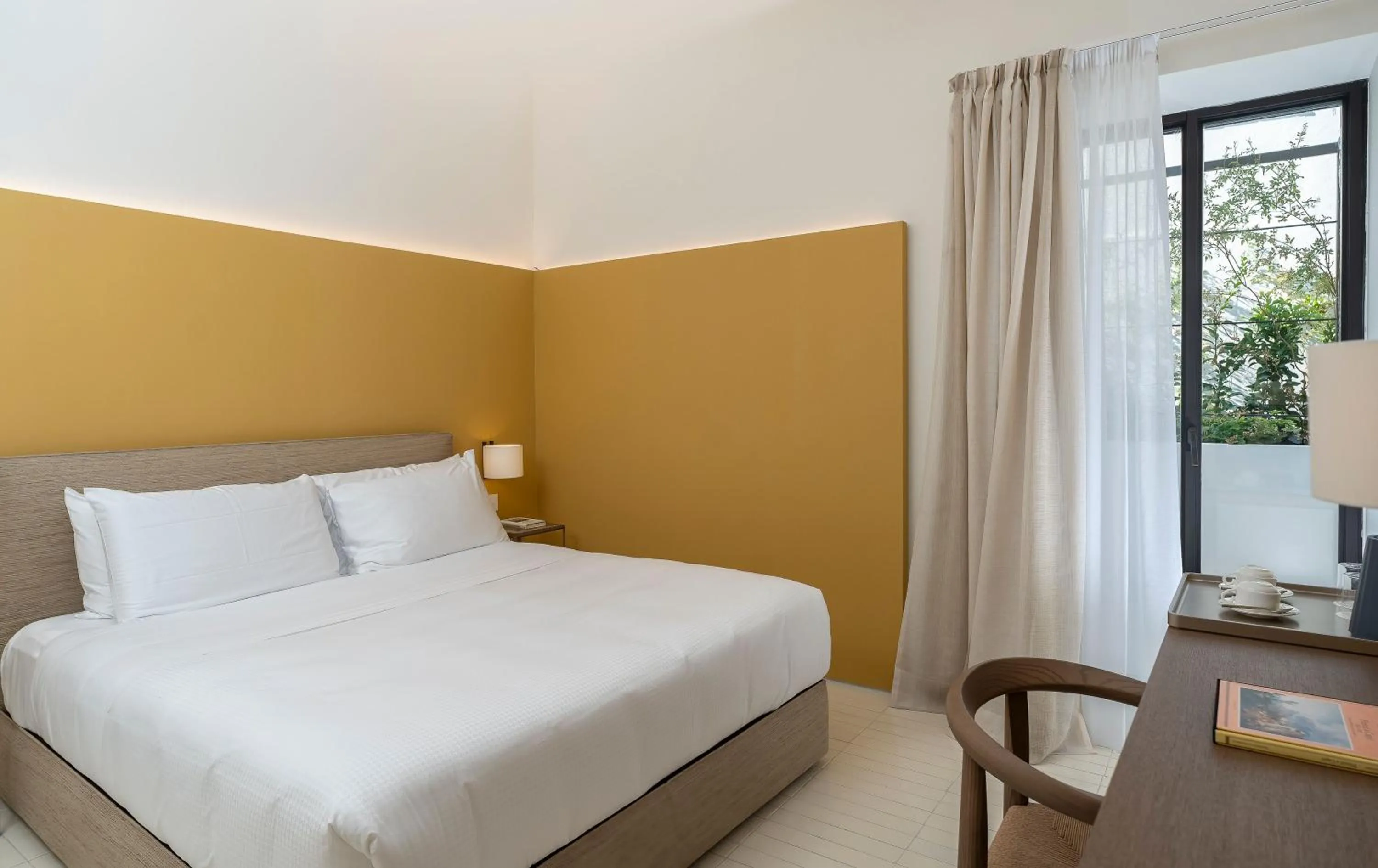 Bed in Villa Certosa