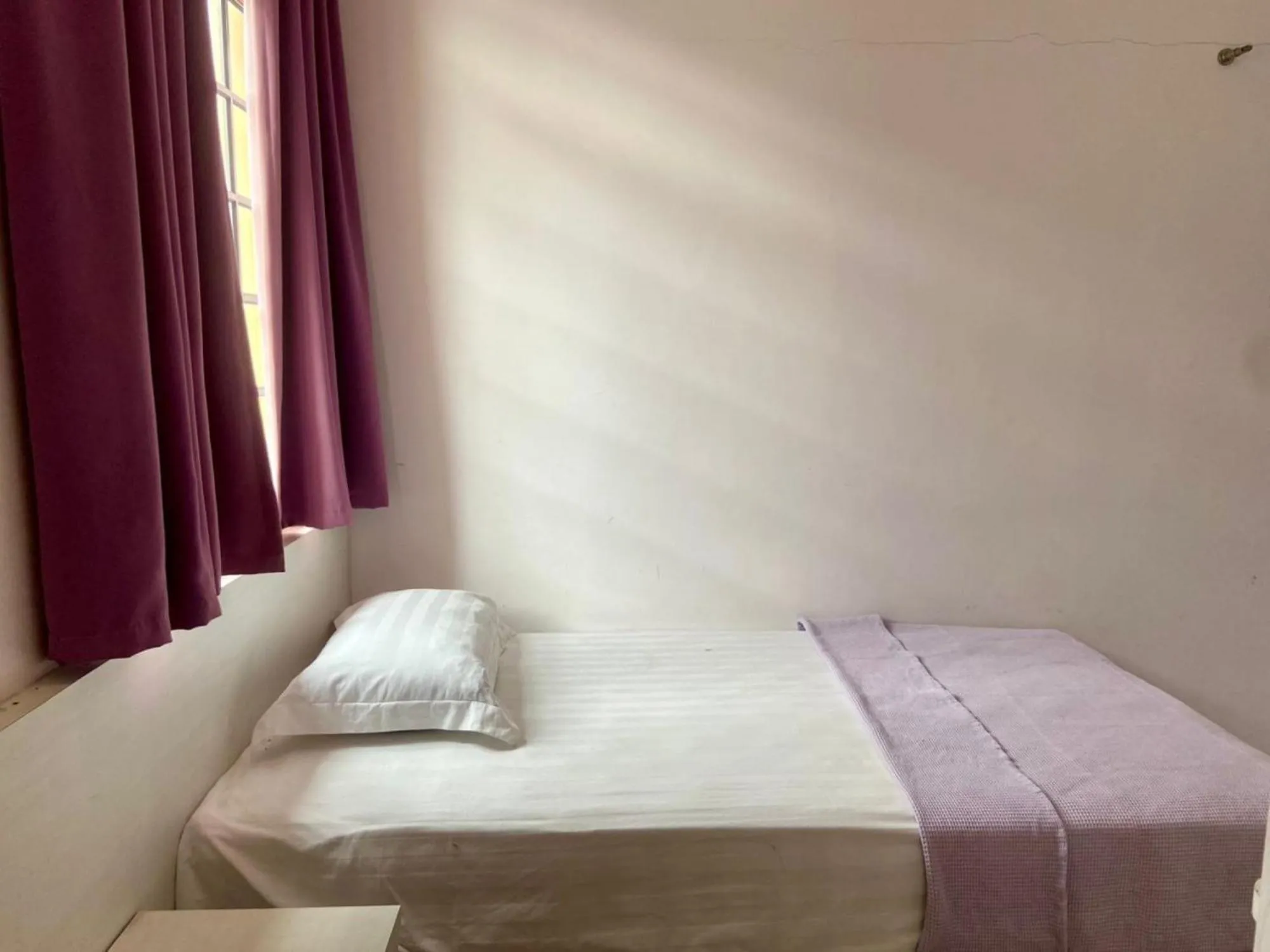 View (from property/room), Bed in Lavender Riverside Hotel