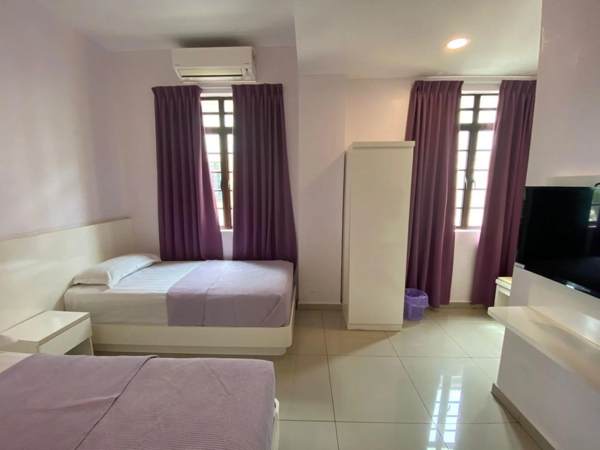 View (from property/room), Bed in Lavender Riverside Hotel