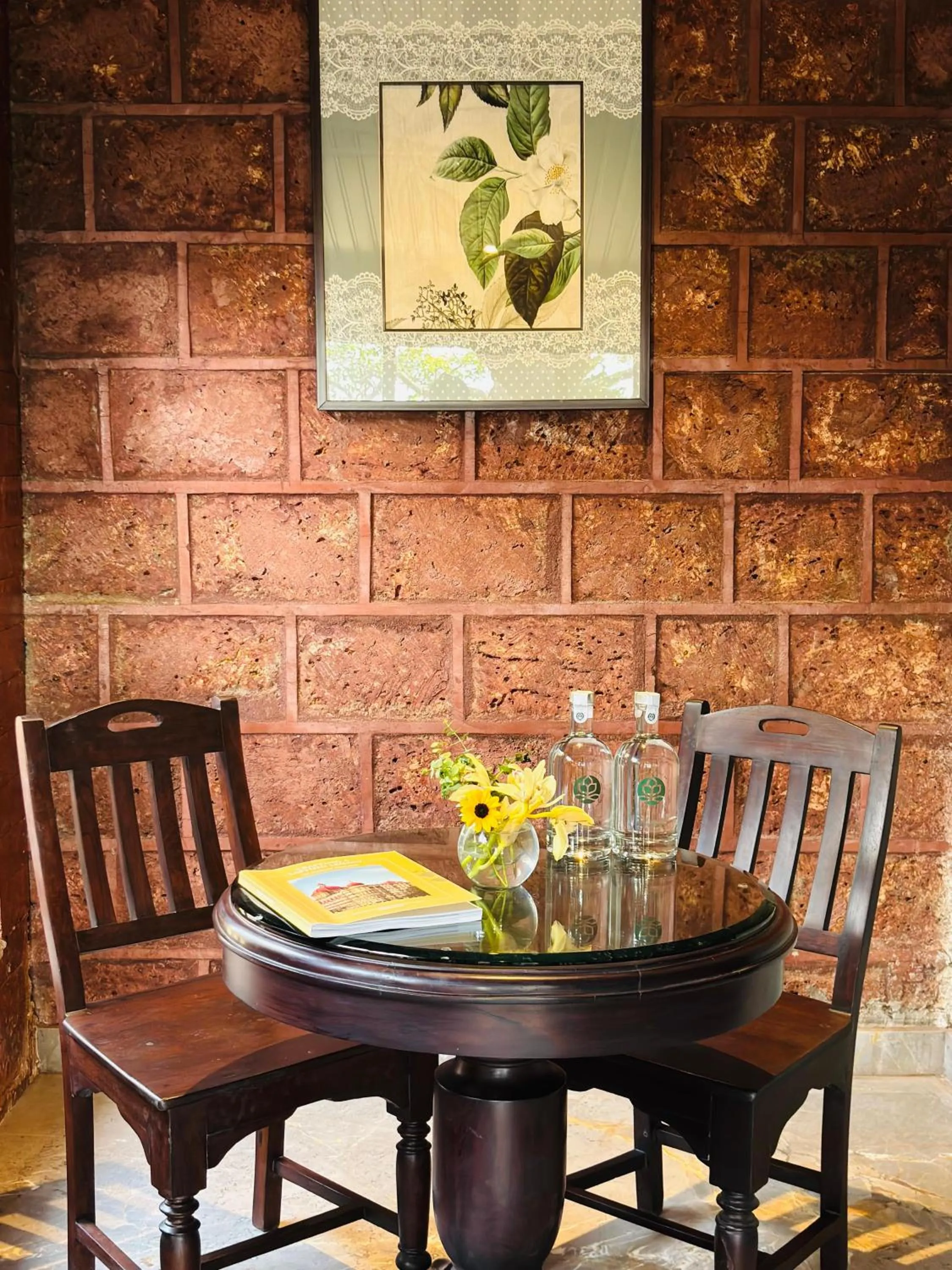 Dining area in Fountain, Mahabaleshwar - IHCL SeleQtions