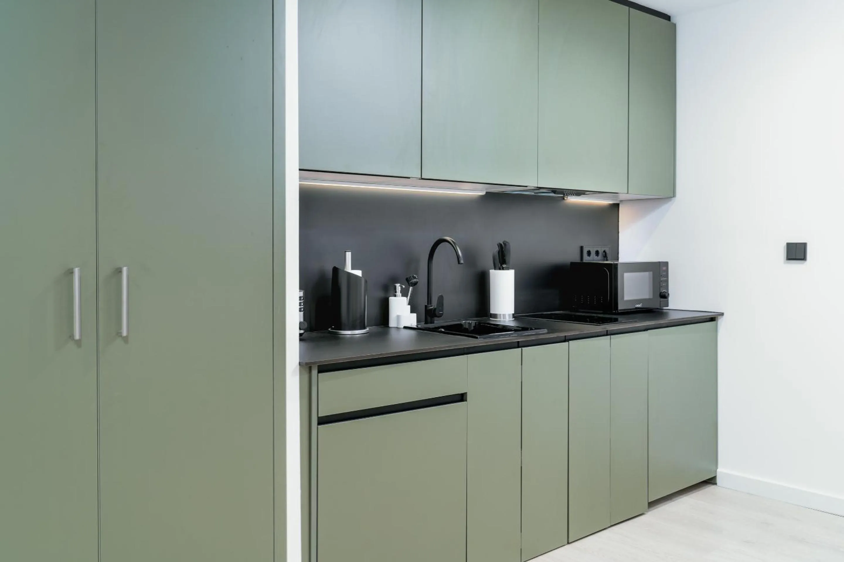 Coffee/tea facilities in Limehome Santiago de Compostela