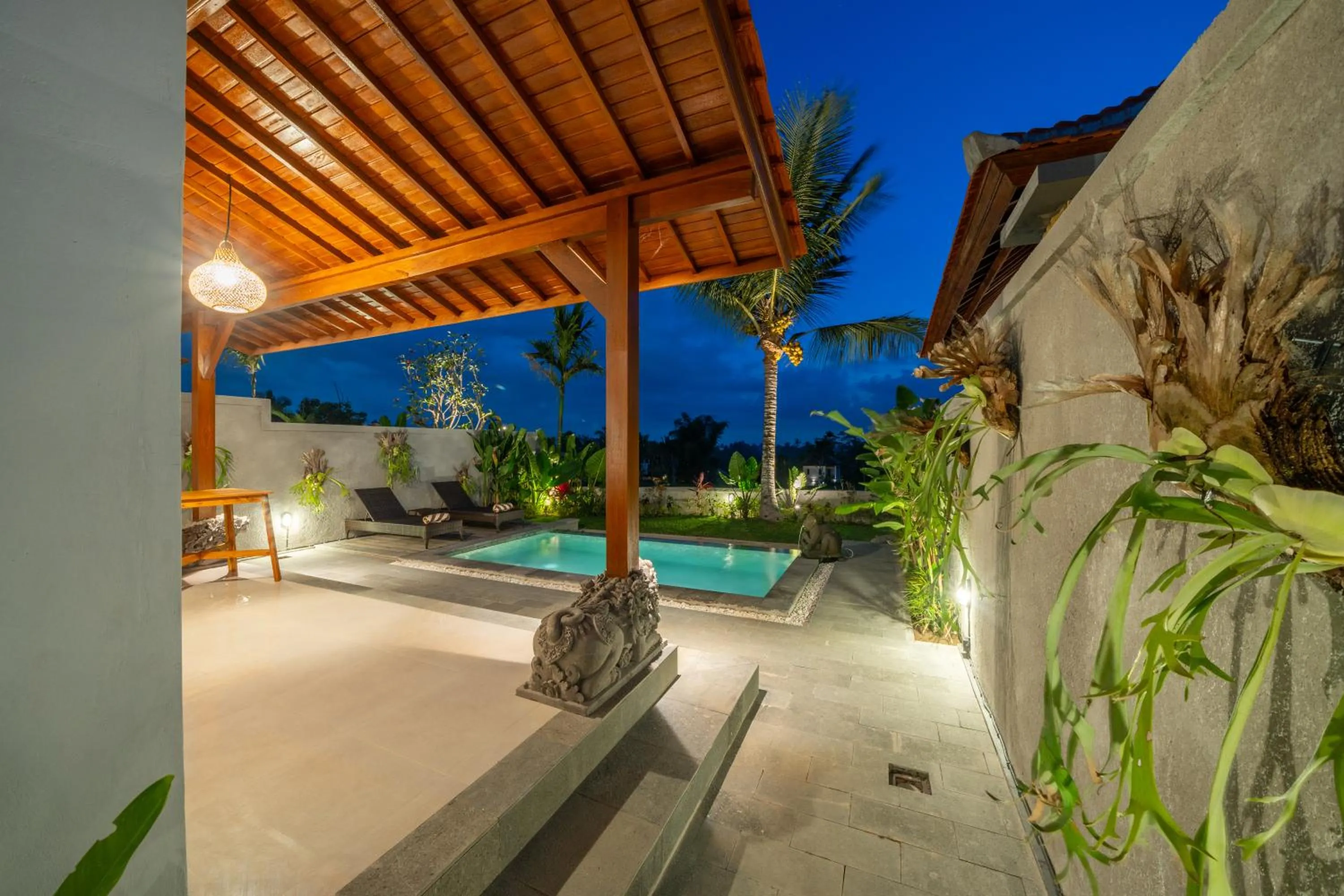 Night in Kaki Uma Villa