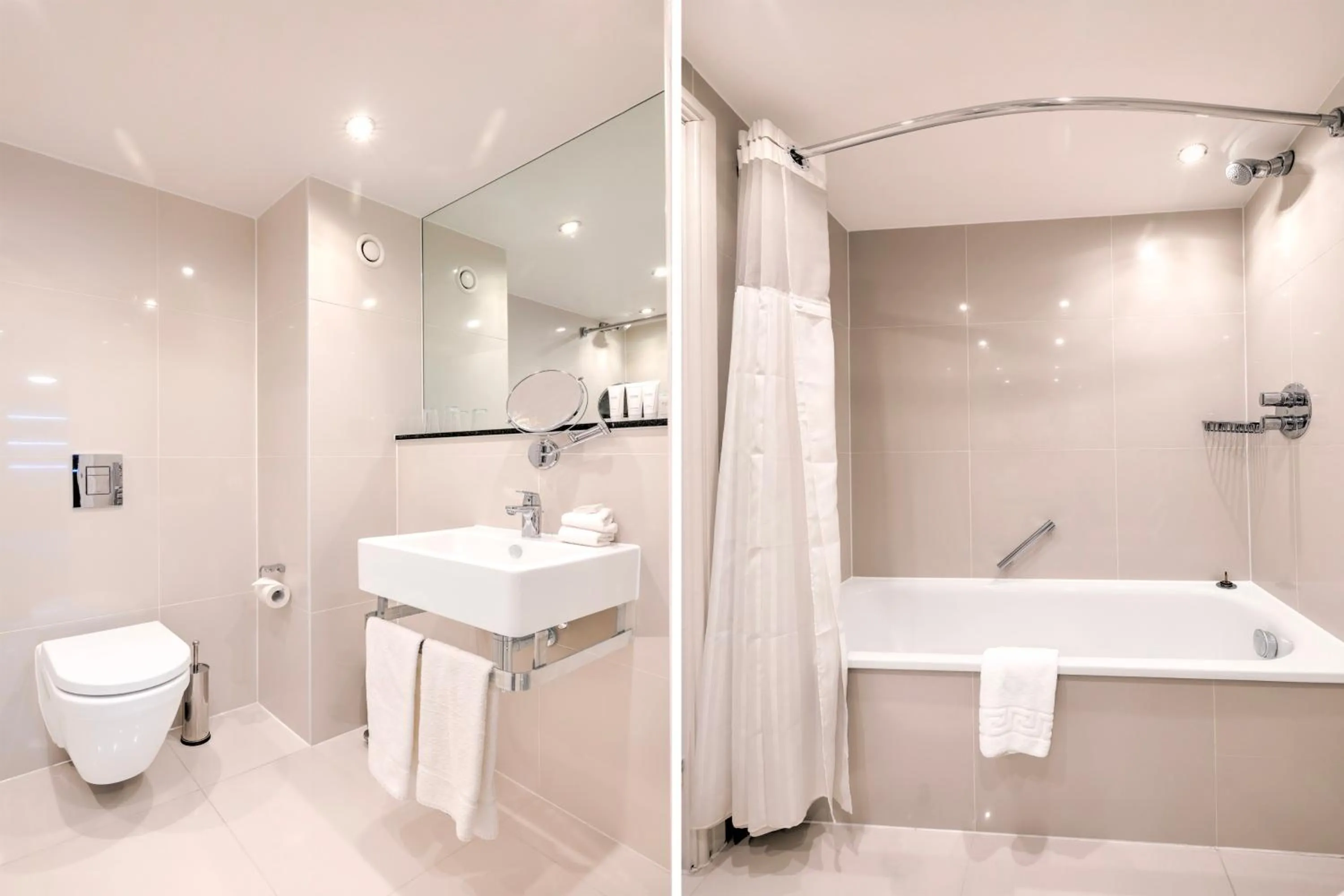 Bathroom in Palms Hotel & Retreat By Palette London Romford